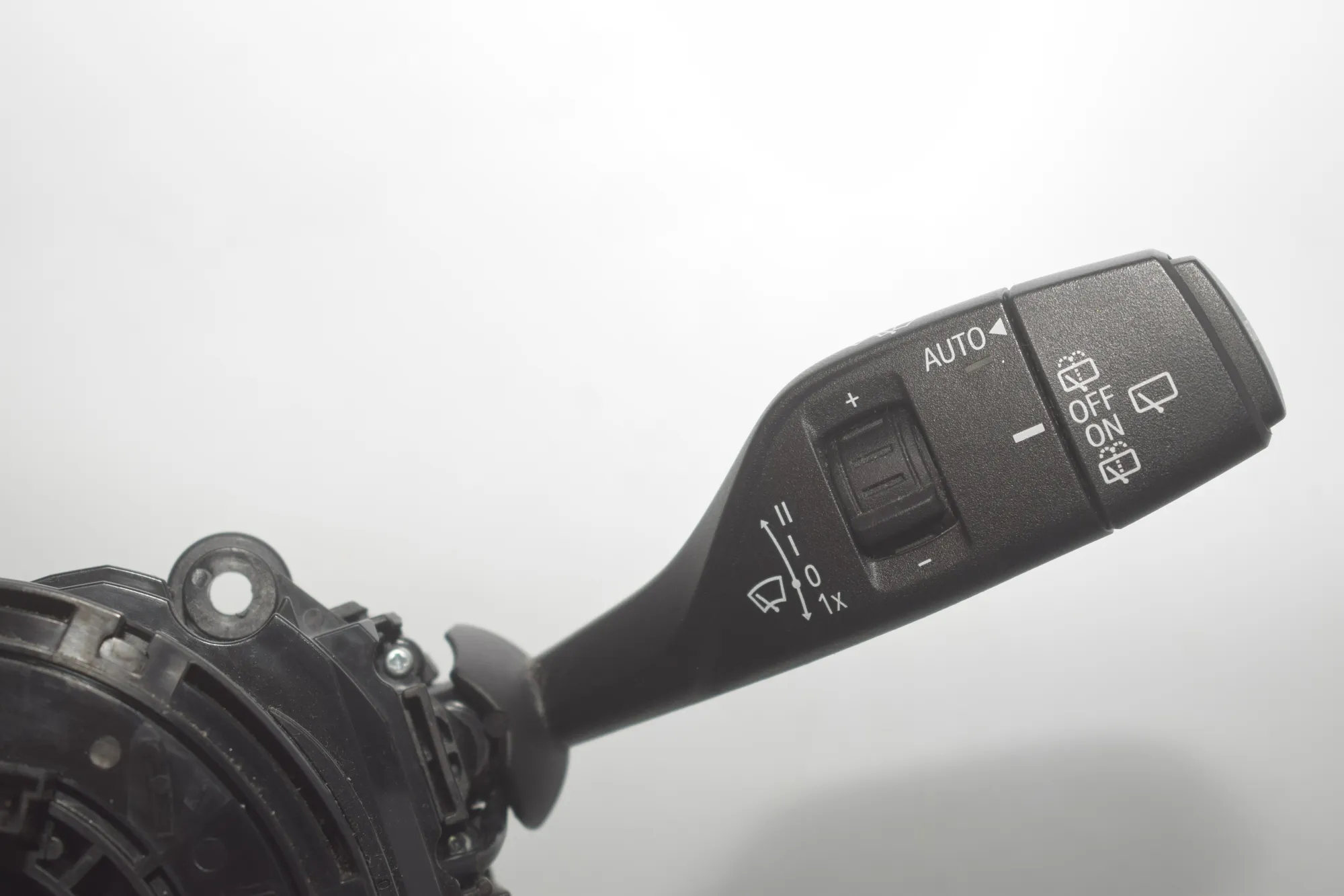 Indicator Wiper Stalk Switch – OEM 9305954 · BMW 2 Active Tourer (F45) 216 d 2014 – 5