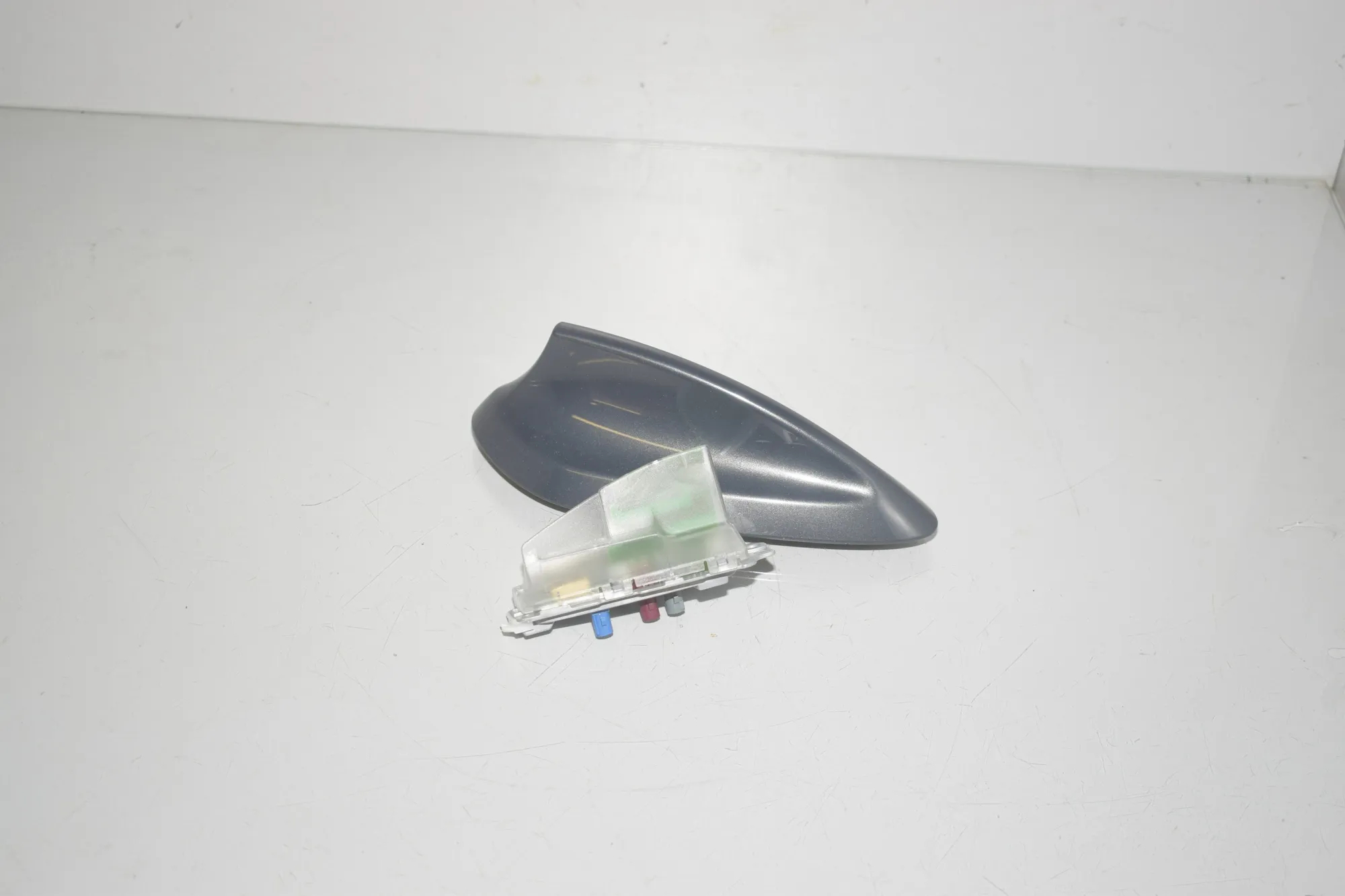 Antenna Trim – OEM 9226896 · BMW 2 Active Tourer (F45) 216 d 2014