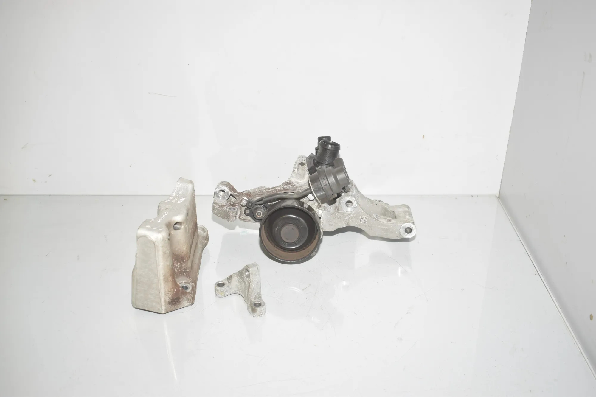 Fuel Pump Bracket – OEM 8511628 · BMW 2 Active Tourer (F45) 216 d 2014