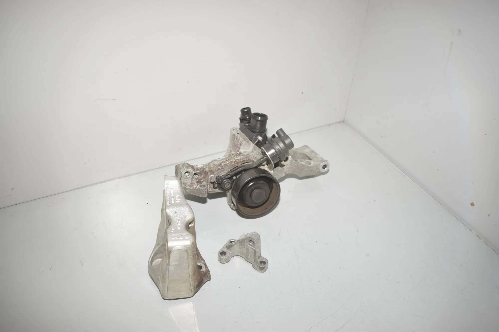 Fuel Pump Bracket – OEM 8511628 · BMW 2 Active Tourer (F45) 216 d 2014 – 3