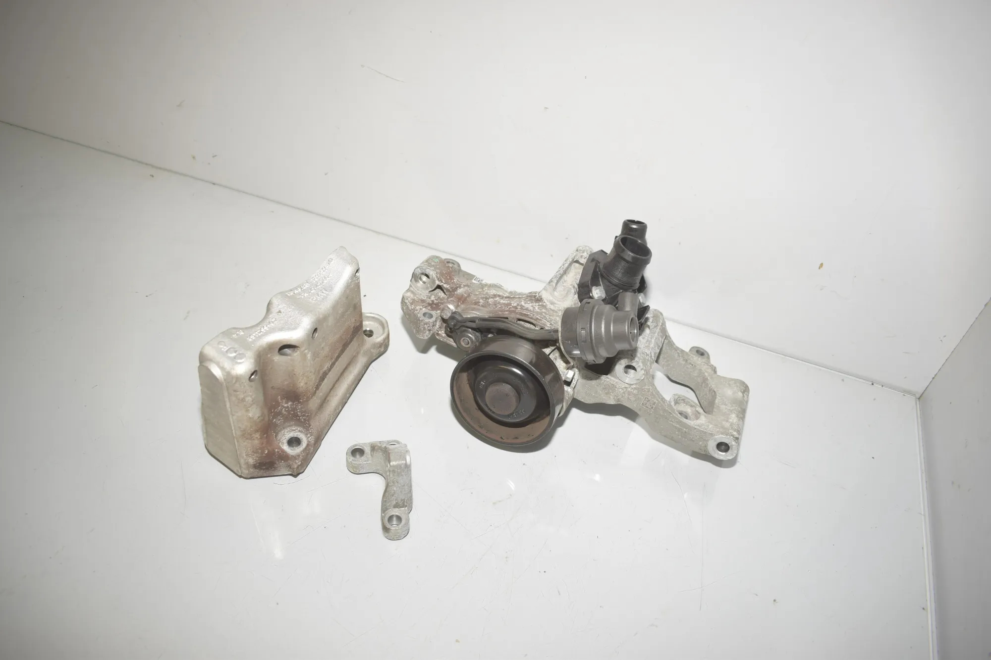 Fuel Pump Bracket – OEM 8511628 · BMW 2 Active Tourer (F45) 216 d 2014 – 2