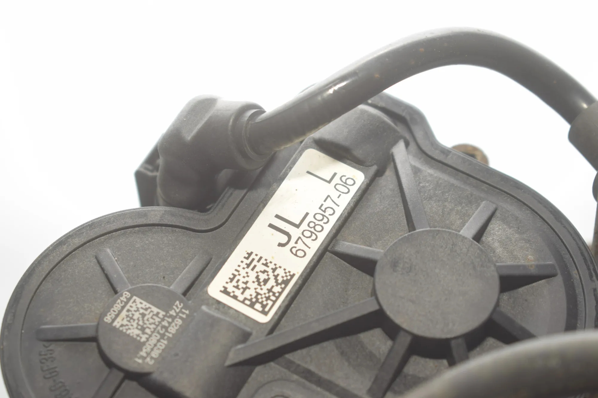 Rear Left Brake Caliper – OEM 6798957 · BMW 2 Active Tourer (F45) 216 d 2014 – 5