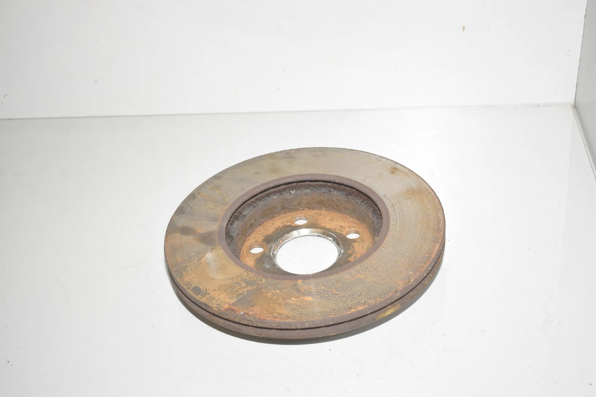 Front Right Brake Disc – OEM 6866297 · BMW 2 Active Tourer (F45) 216 d 2014 – 5