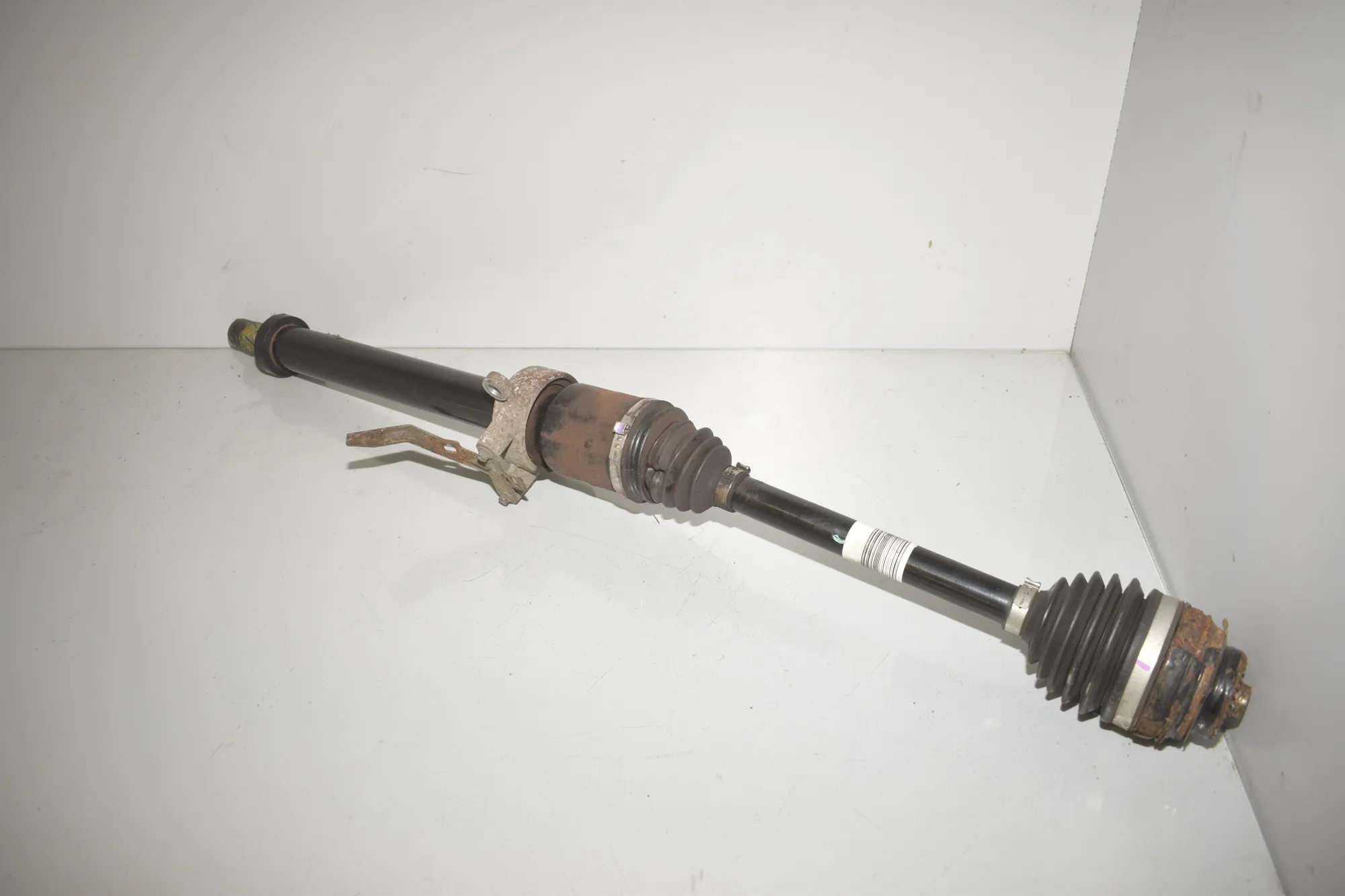 Front Right Driveshaft – OEM 8643374 · BMW 2 Active Tourer (F45) 216 d 2014 – 2