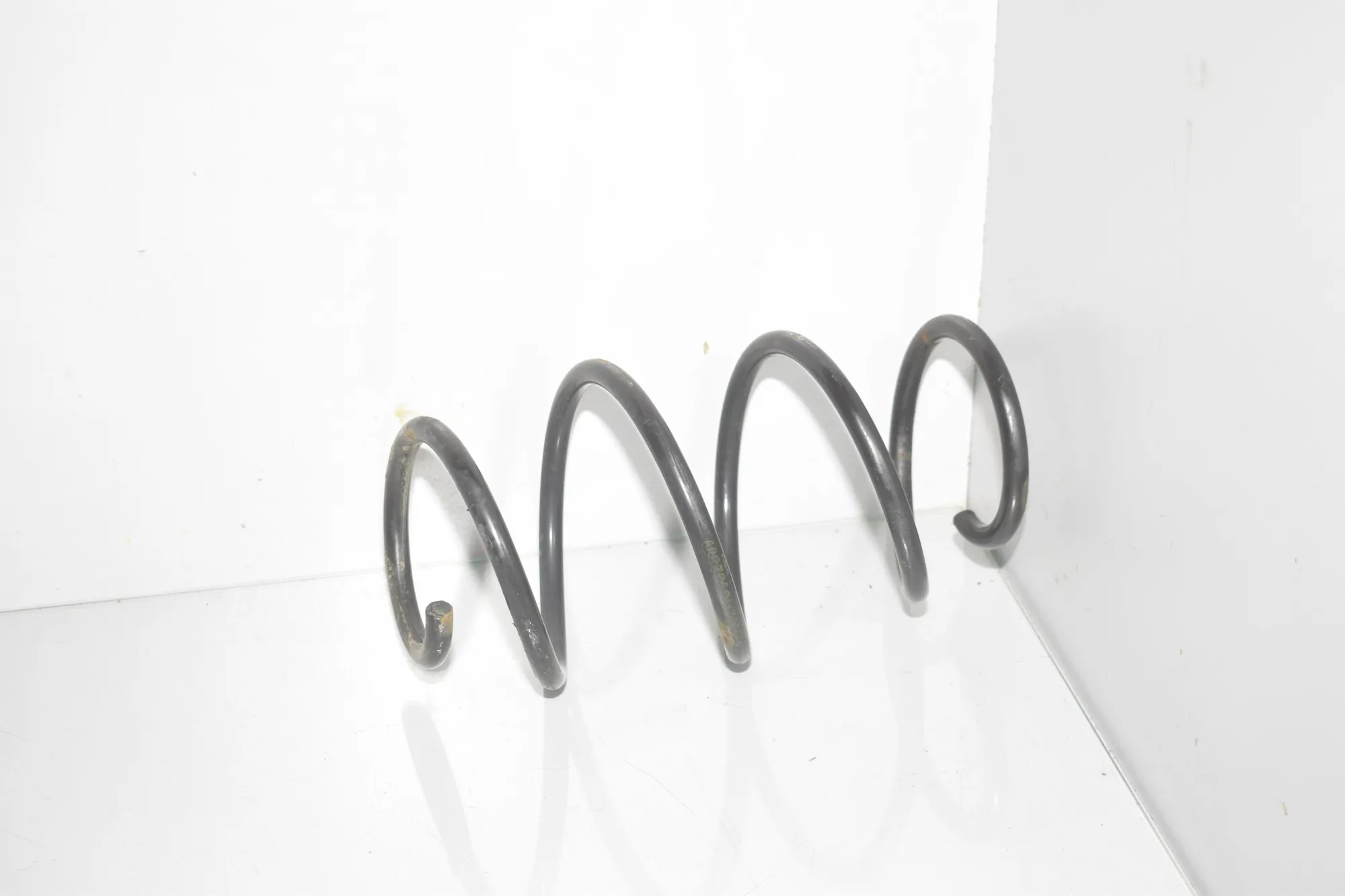 Front Left Coil Spring – OEM 6866502 · BMW 2 Active Tourer (F45) 216 d 2014