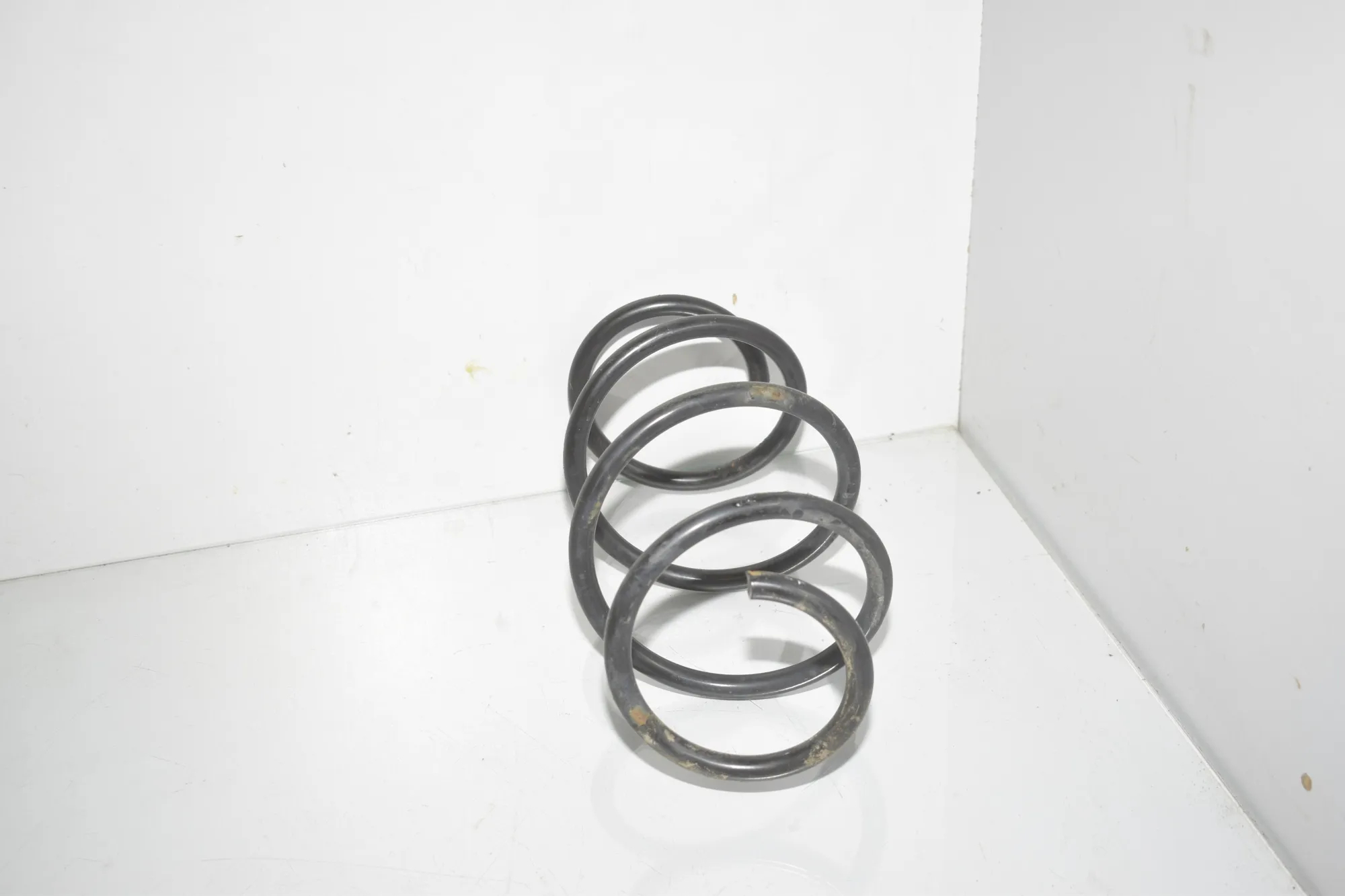 Front Left Coil Spring – OEM 6866502 · BMW 2 Active Tourer (F45) 216 d 2014 – 2
