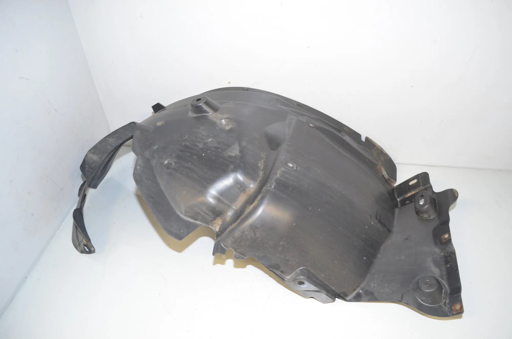 Front Right Arch Liner – OEM 2990090 · BMW X1 (E84) sDrive 20 i 2012 – 3