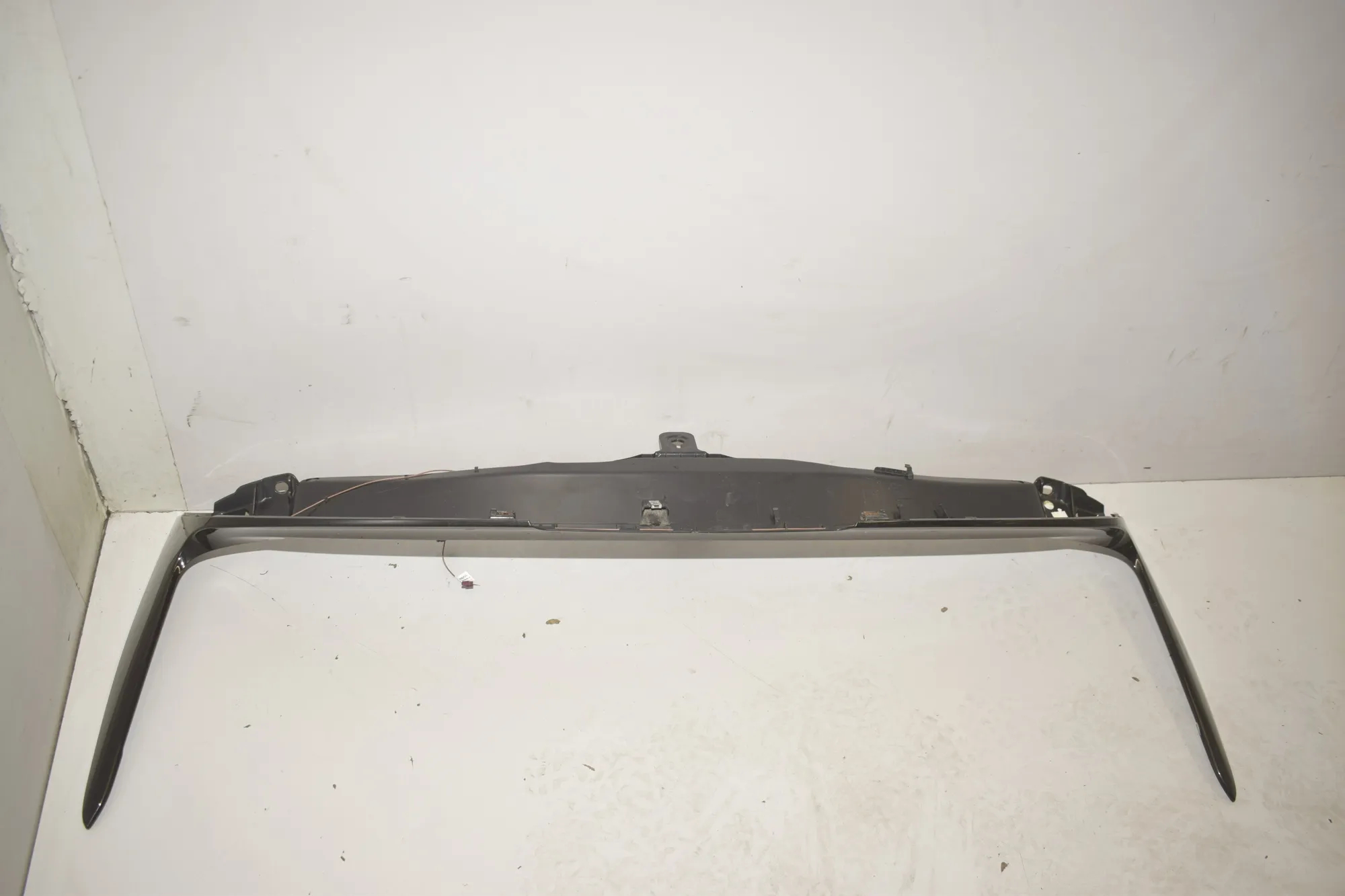 Rear Windshield Spoiler – OEM 7348578 · BMW 2 Active Tourer (F45) 216 d 2014