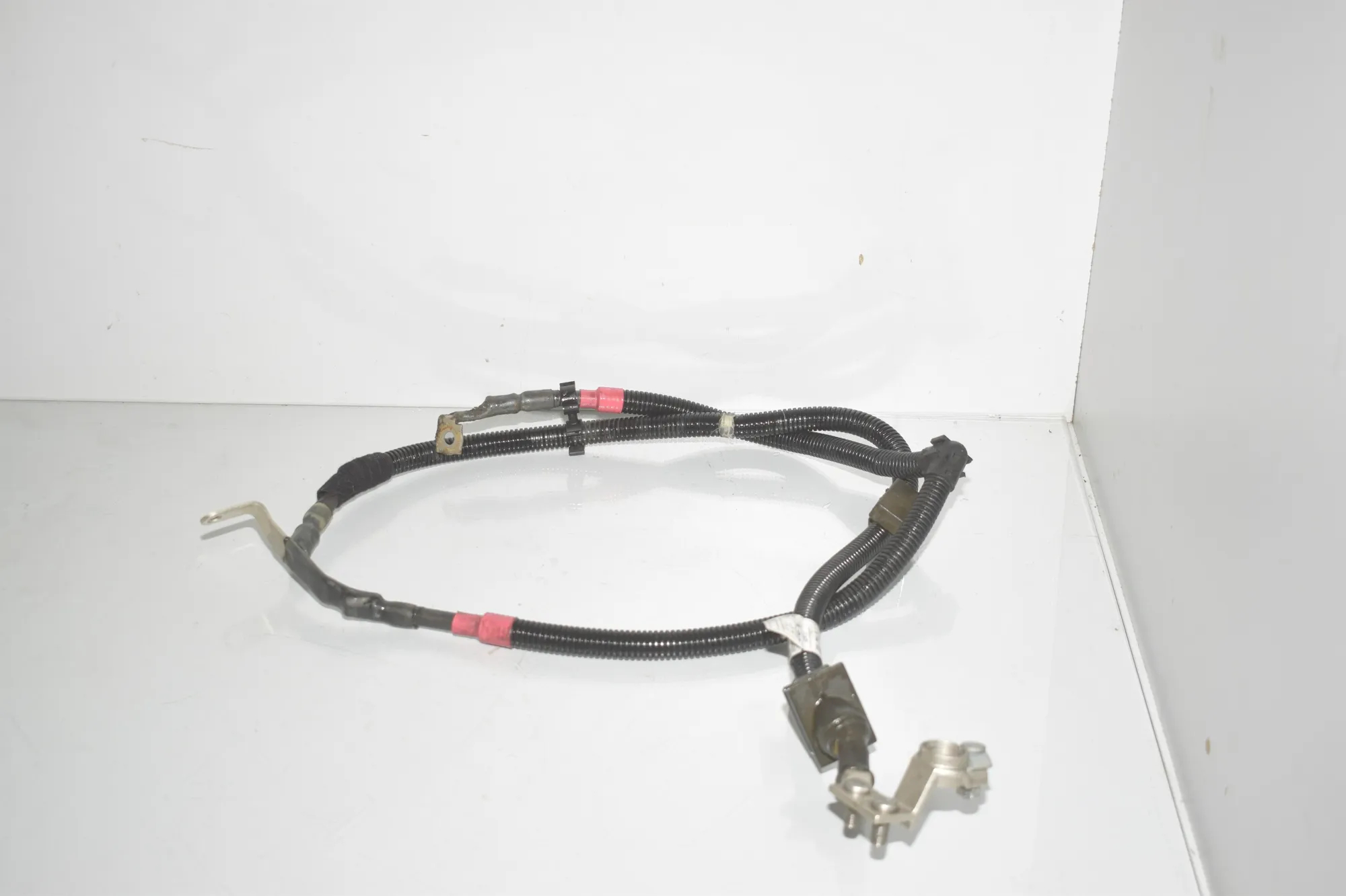 Positive Battery Cable – OEM 8594489 · BMW X1 (F48) xDrive 18 d 2017 – 2