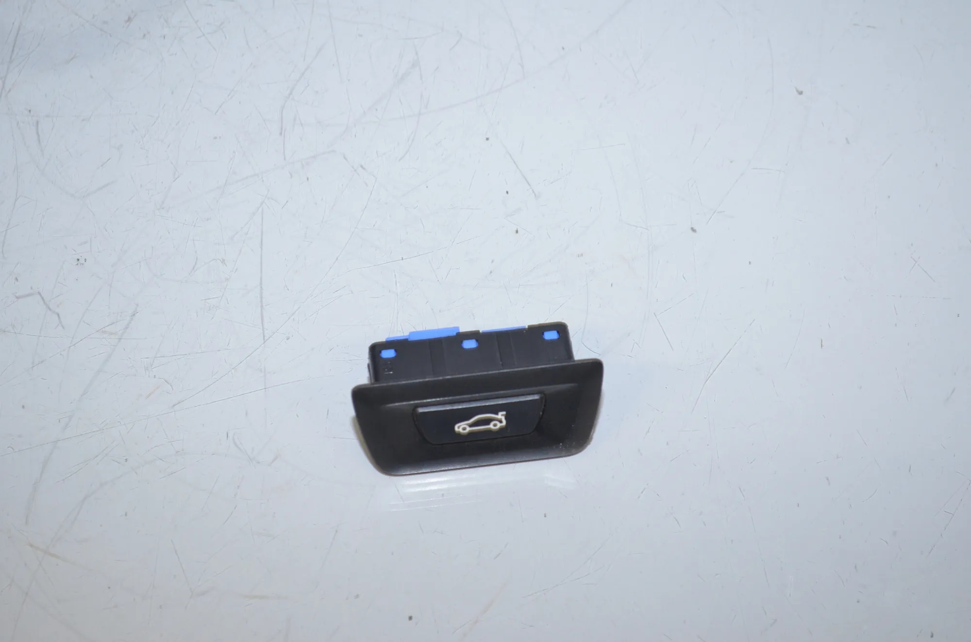 Other Control Units – OEM 7412610 · BMW 3 Touring (F31) 318 d 2016 – 6