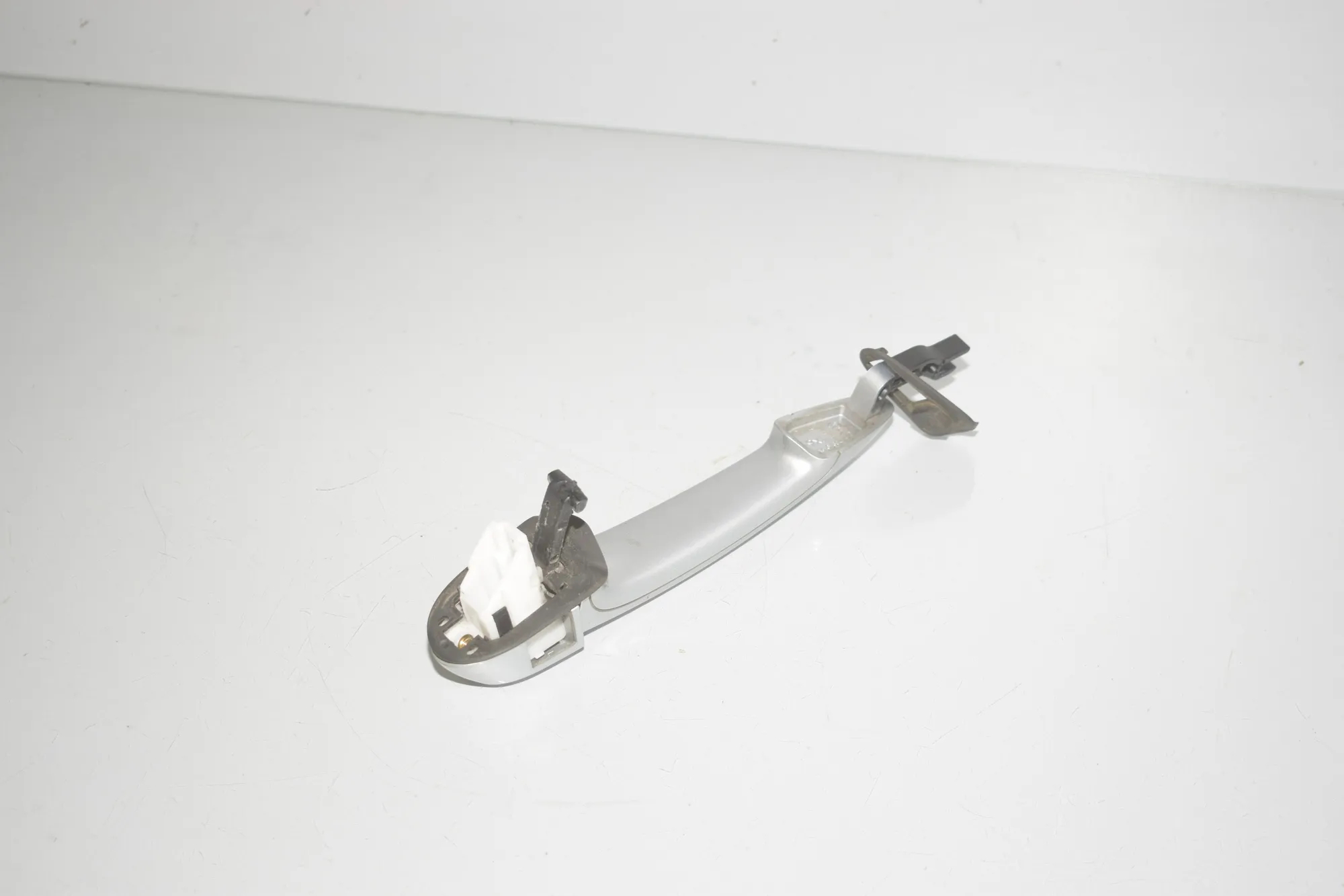 Rear Left Door Exterior Handle – OEM 7207561 · BMW 3 Touring (F31) 318 d 2016 – 4
