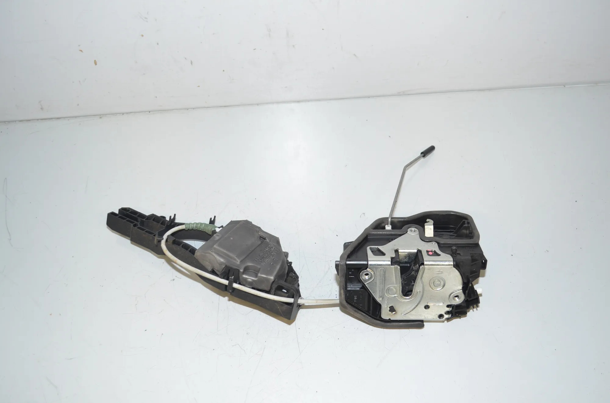 Rear Left Door Lock – OEM 7229459 · BMW 3 Touring (F31) 318 d 2016 – 4