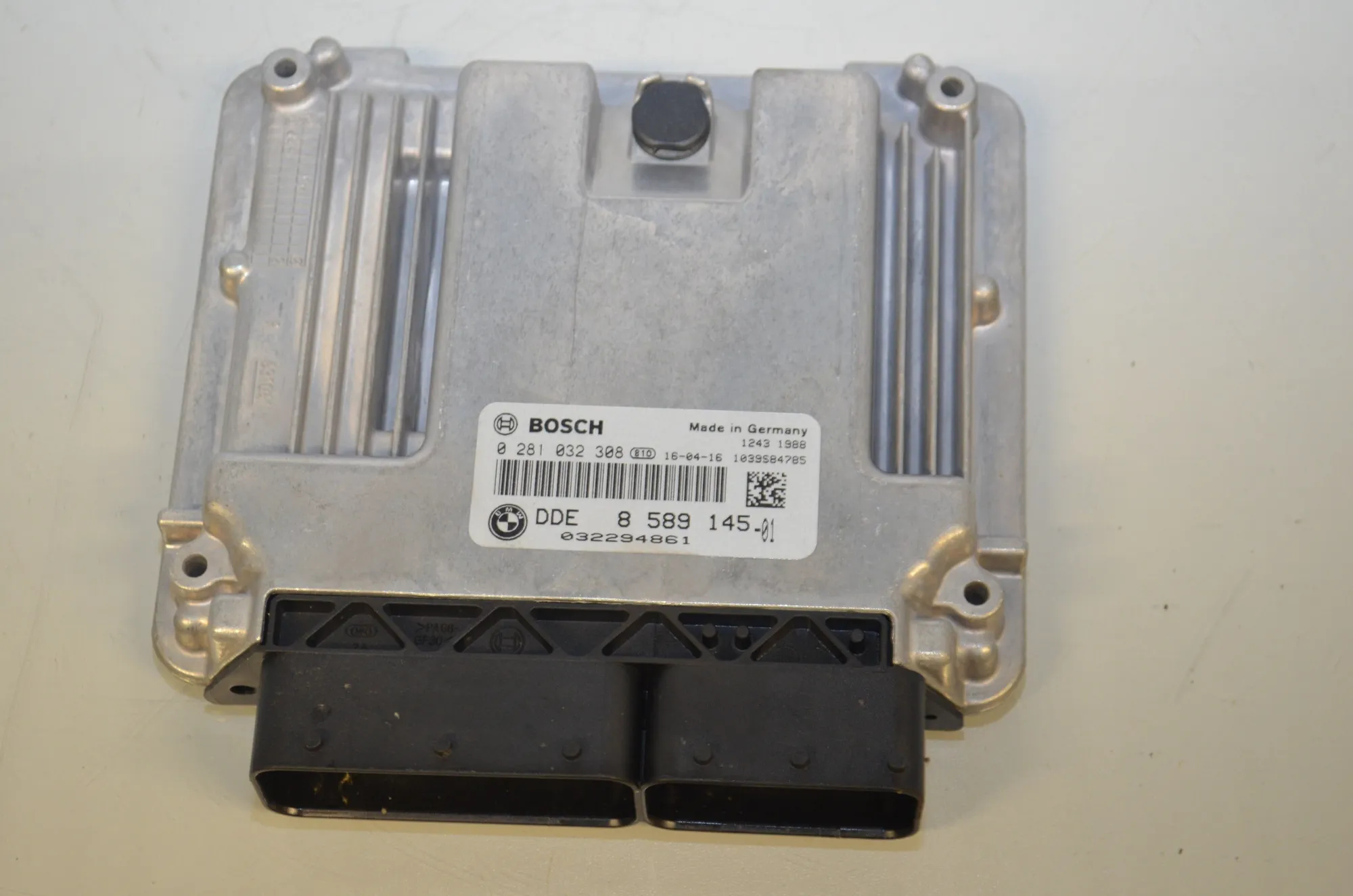 Engine Ignition ECU Set – OEM 8589145 · BMW 3 Touring (F31) 318 d 2016 – 4