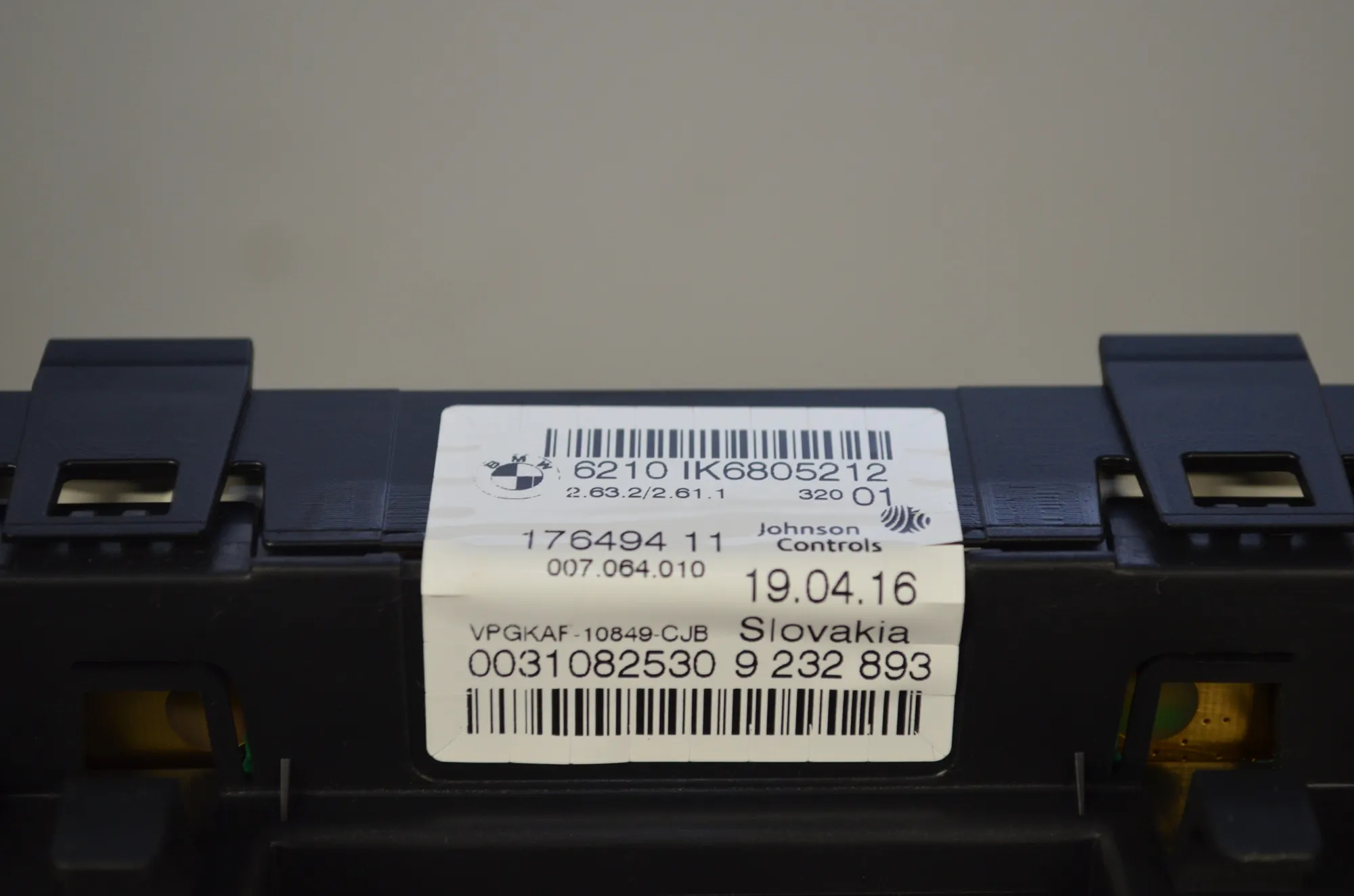 Instrument Cluster Speedometer – OEM 9232893 · BMW 3 Touring (F31) 318 d 2016 – 6