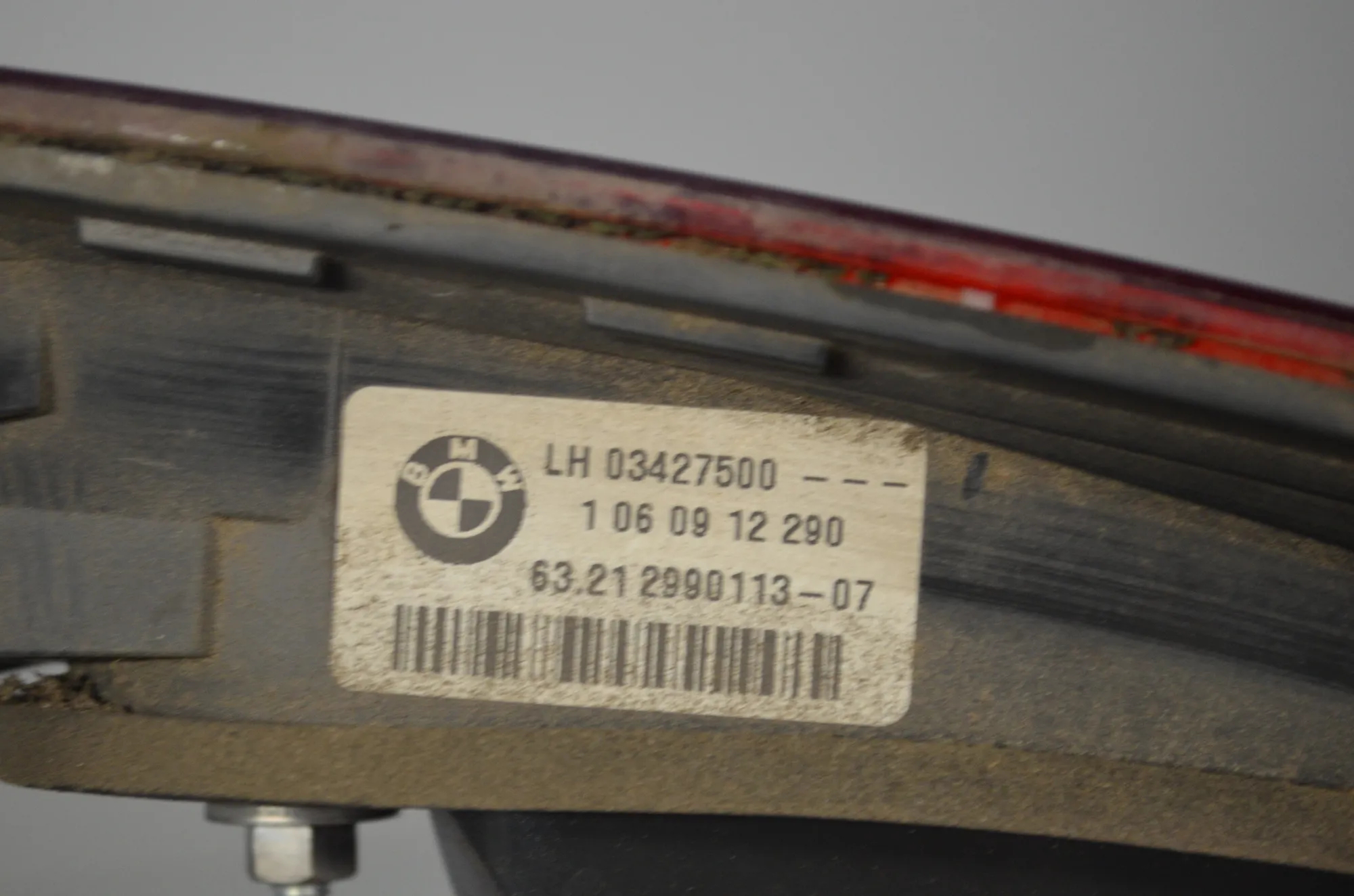 Left Side Tailgate Tail Light – OEM 2990113 · BMW X1 (E84) sDrive 20 i 2012 – 6