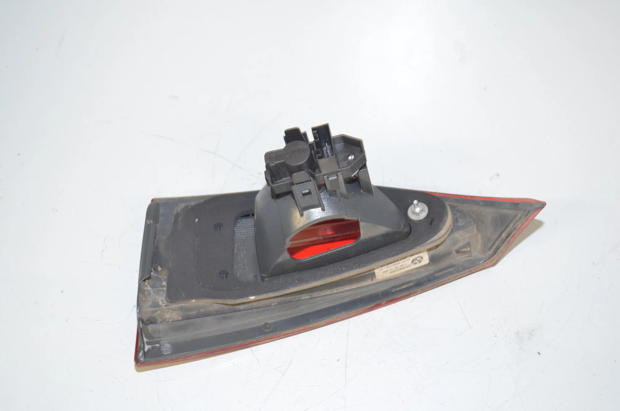 Left Side Tailgate Tail Light – OEM 2990113 · BMW X1 (E84) sDrive 20 i 2012 – 4