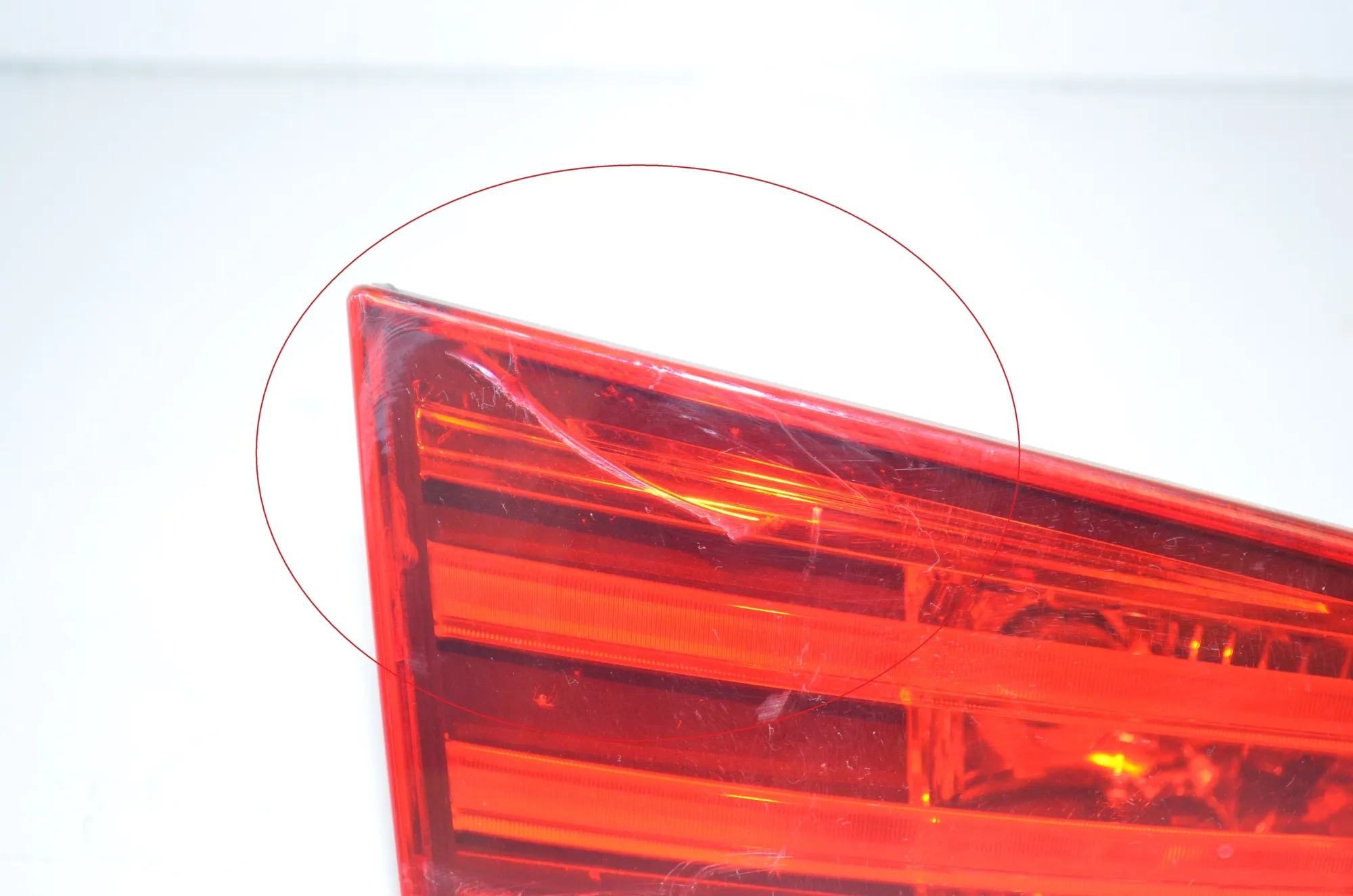 Left Side Tailgate Tail Light – OEM 2990113 · BMW X1 (E84) sDrive 20 i 2012 – 2