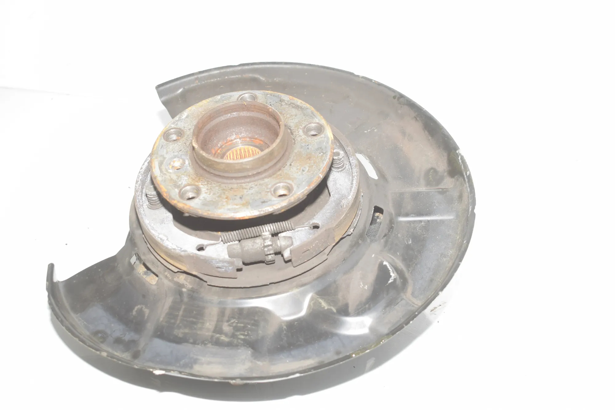 Rear Right Wheel Hub – OEM 6792524 · BMW 3 Touring (F31) 318 d 2016 – 4
