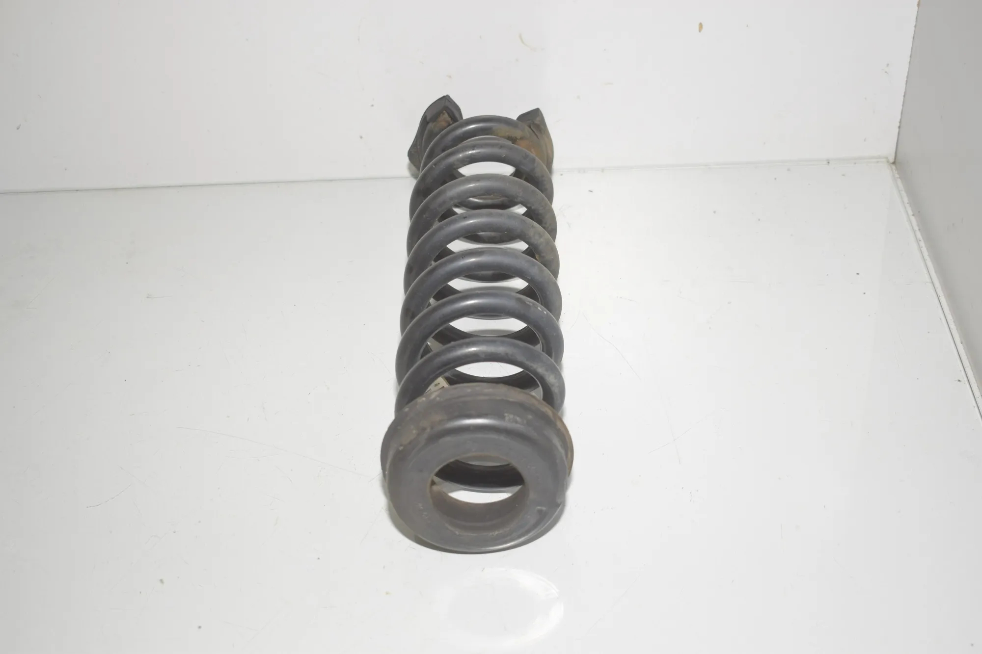 Rear Left Coil Spring – OEM 6851729 · BMW 3 Touring (F31) 318 d 2016