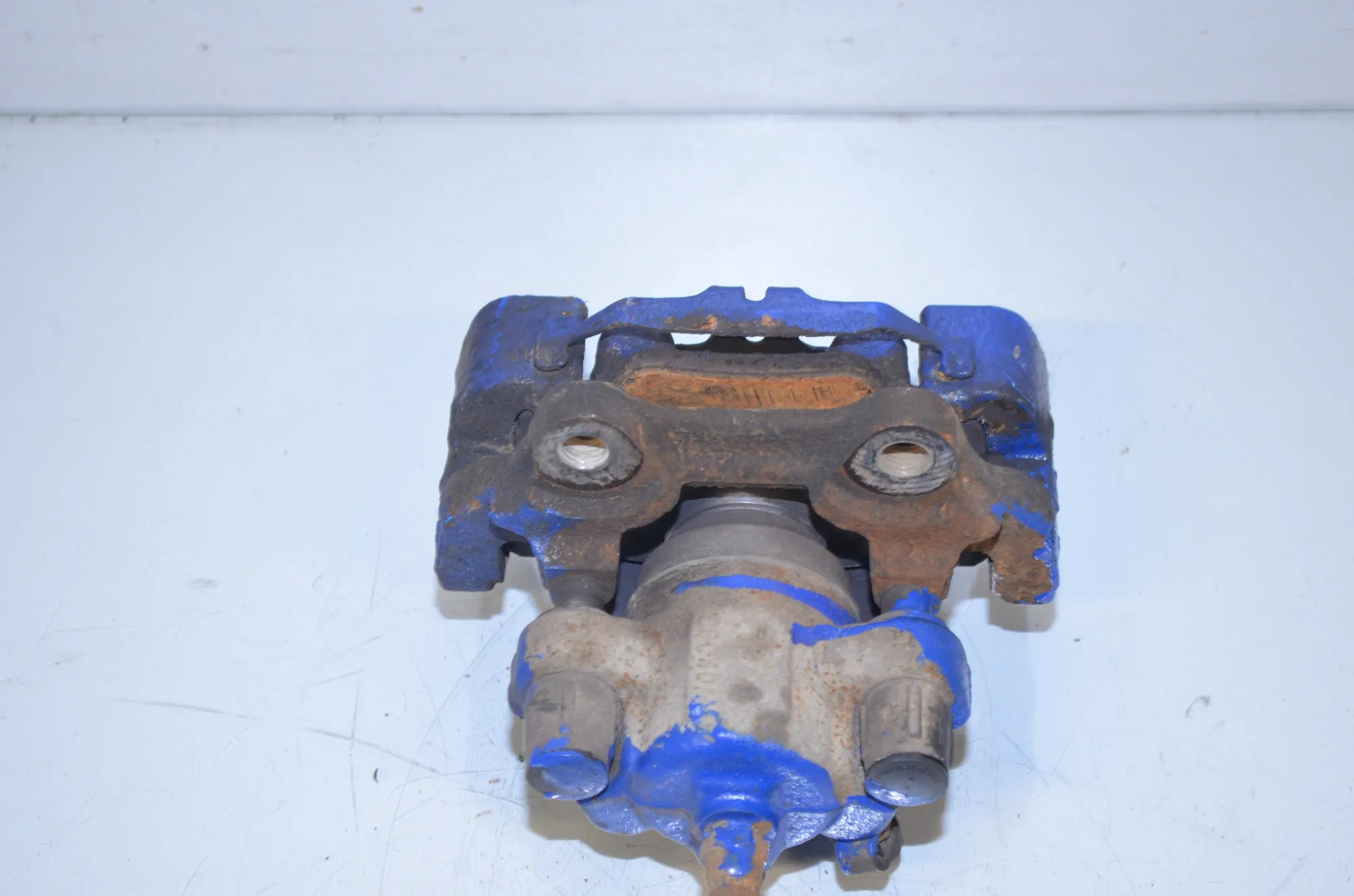Rear Left Brake Caliper – OEM 6850857 · BMW 3 Touring (F31) 318 d 2016 – 3