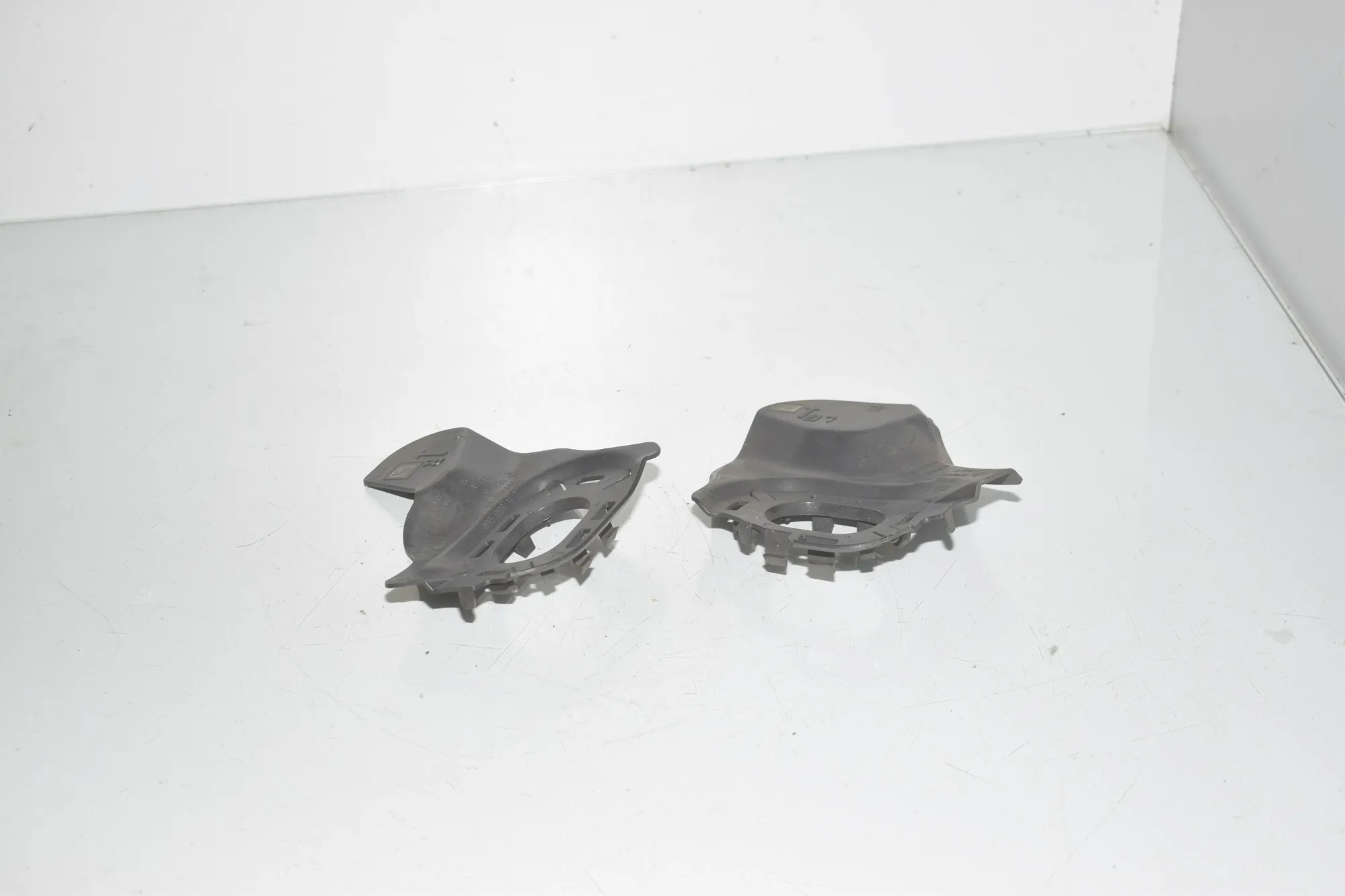 Other Body Parts – OEM 6888060 · BMW 3 Touring (G21) BMW 3 Touring (G21) 318 d 2020