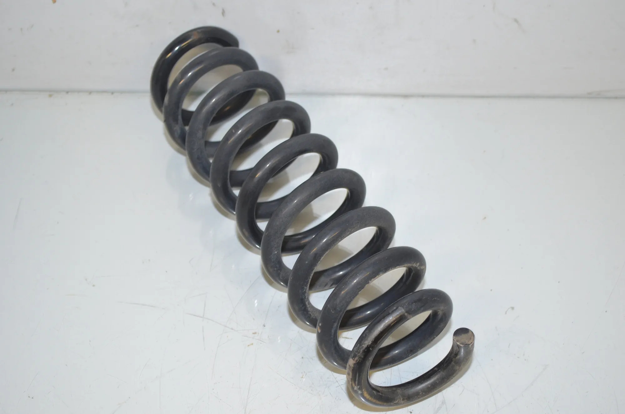 Rear Right Coil Spring – OEM 6790118 · BMW X1 (E84) sDrive 20 i 2012 – 4