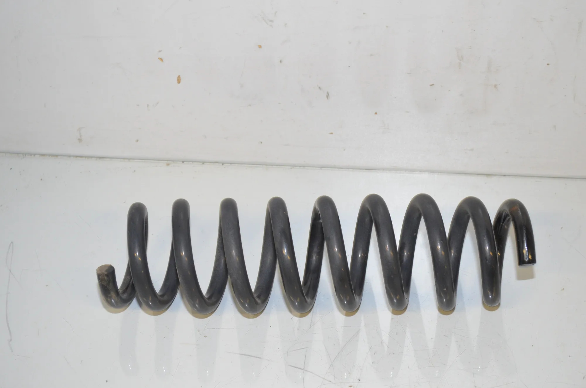 Rear Right Coil Spring – OEM 6790118 · BMW X1 (E84) sDrive 20 i 2012