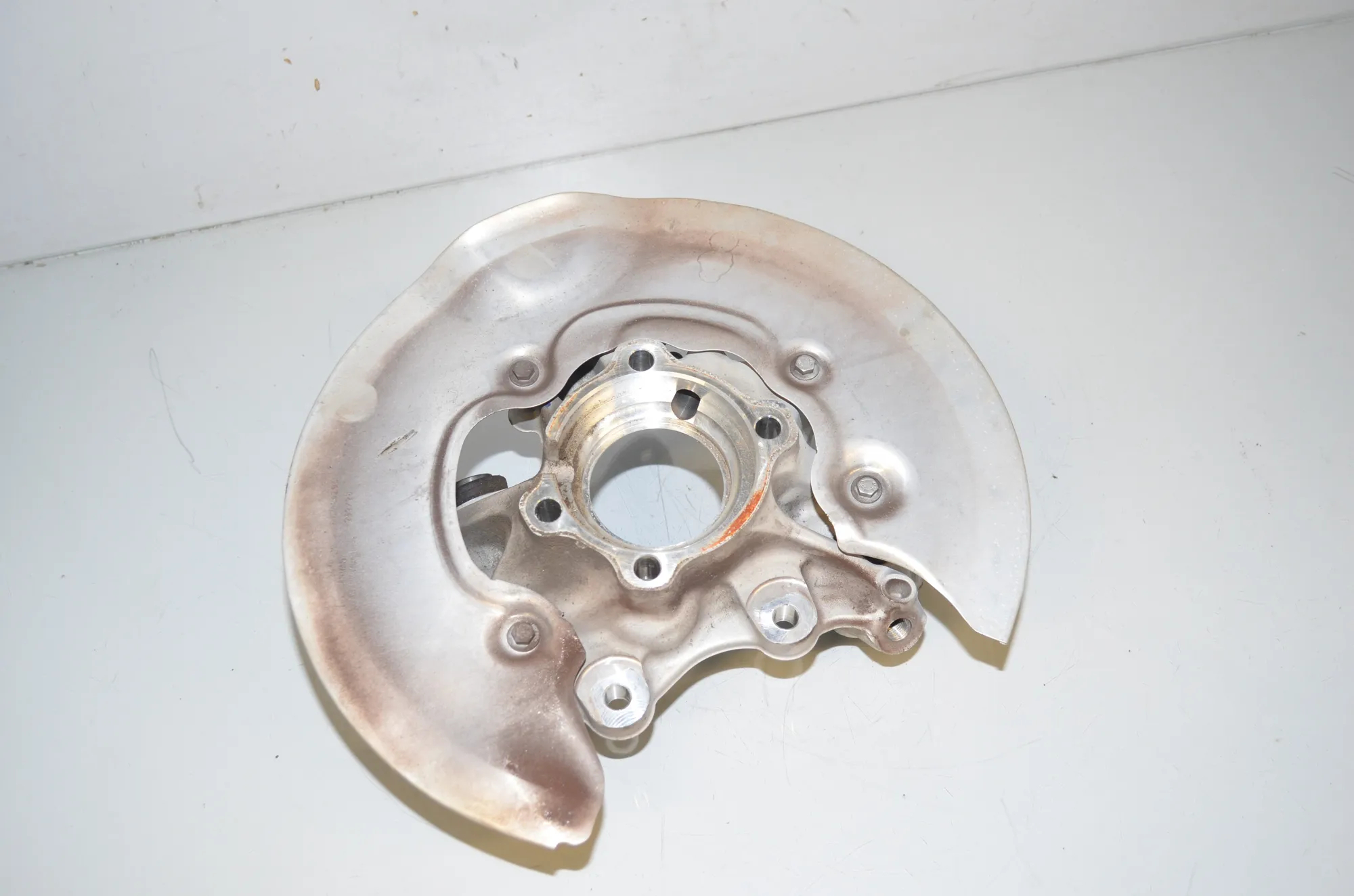 Rear Right Wheel Hub – OEM 6893274 · BMW i4 (G26) (2022 - -) eDrive35 2023