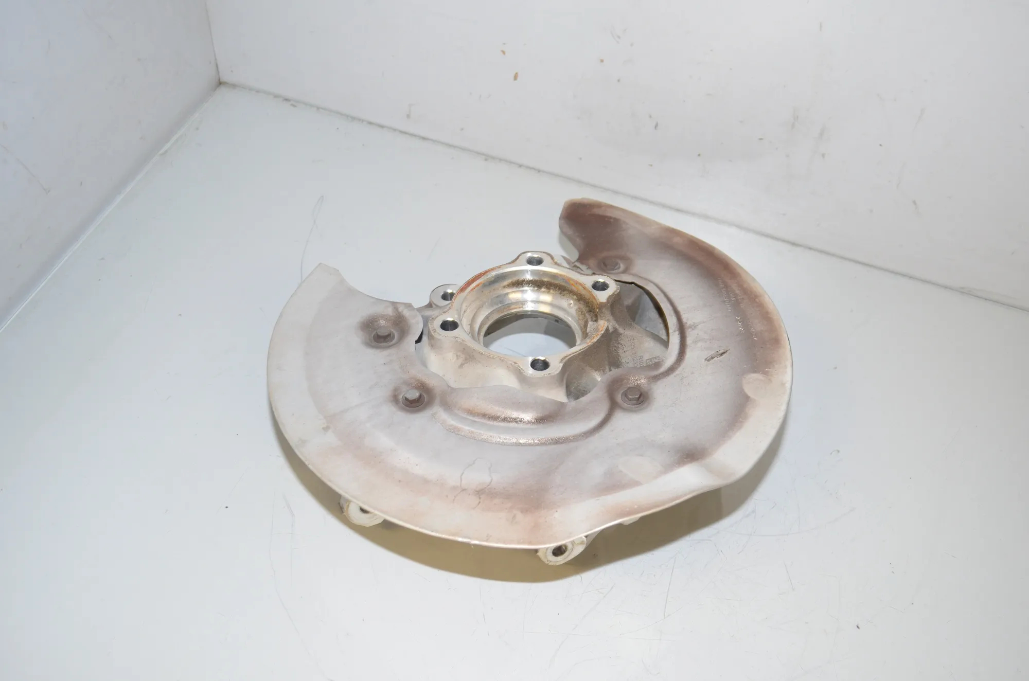 Rear Right Wheel Hub – OEM 6893274 · BMW i4 (G26) (2022 - -) eDrive35 2023 – 2