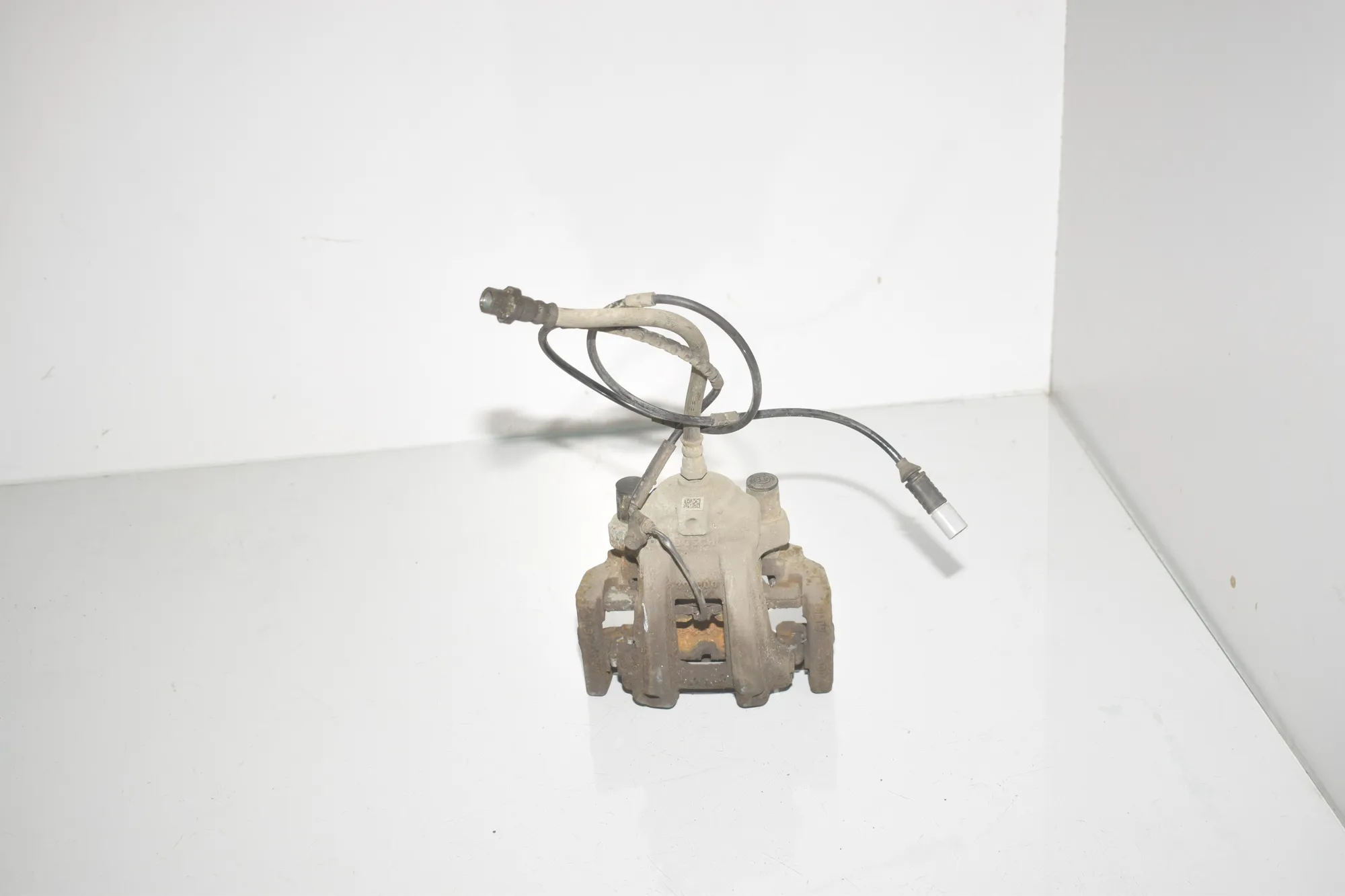 Rear Right Brake Caliper – OEM 6850858 · BMW 3 (F30, F80) 318 d 2013
