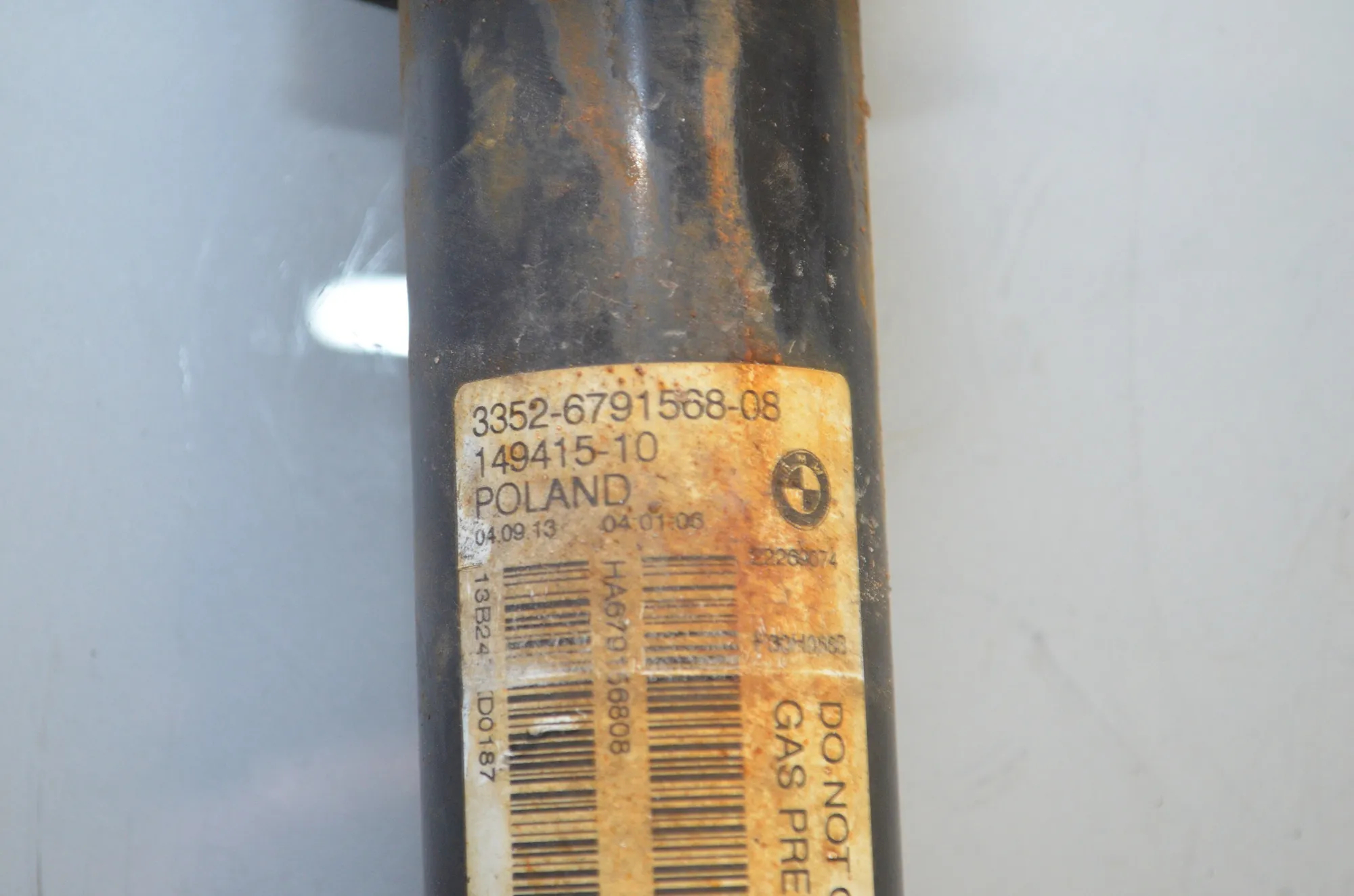 Rear Left Shock Absorber – OEM 6791568 · BMW 3 (F30, F80) 318 d 2013 – 5