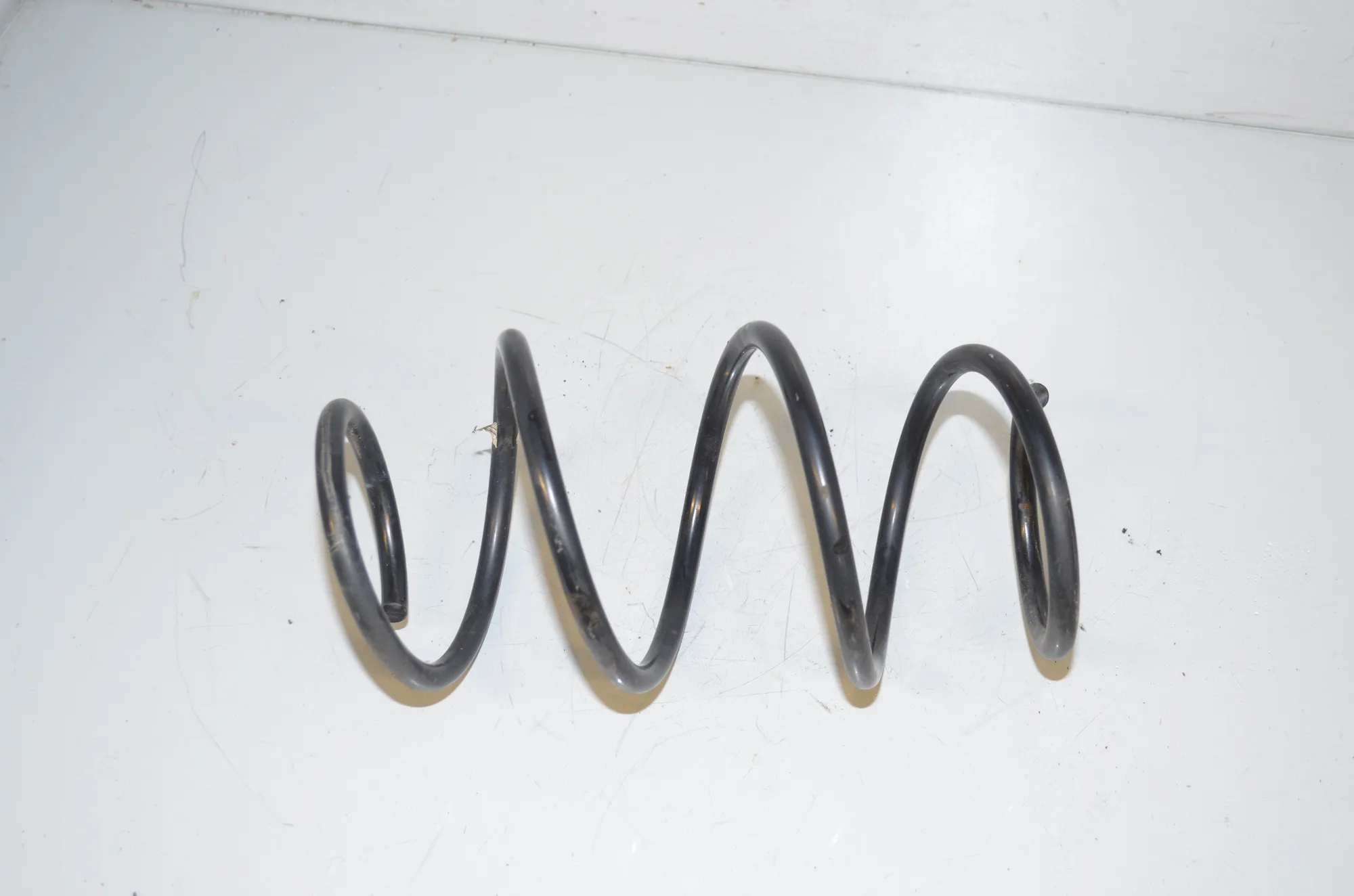 Front Right Coil Spring – OEM 6851716 · BMW 3 (F30, F80) 318 d 2013 – 4