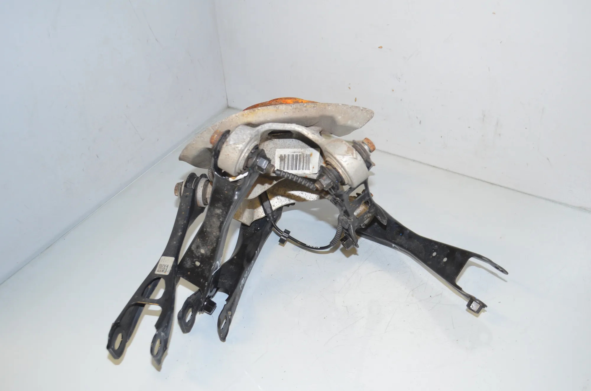 Rear Left Wheel Hub Spindle – OEM 6852161 · BMW i3 (I01) Electric 2019 – 3
