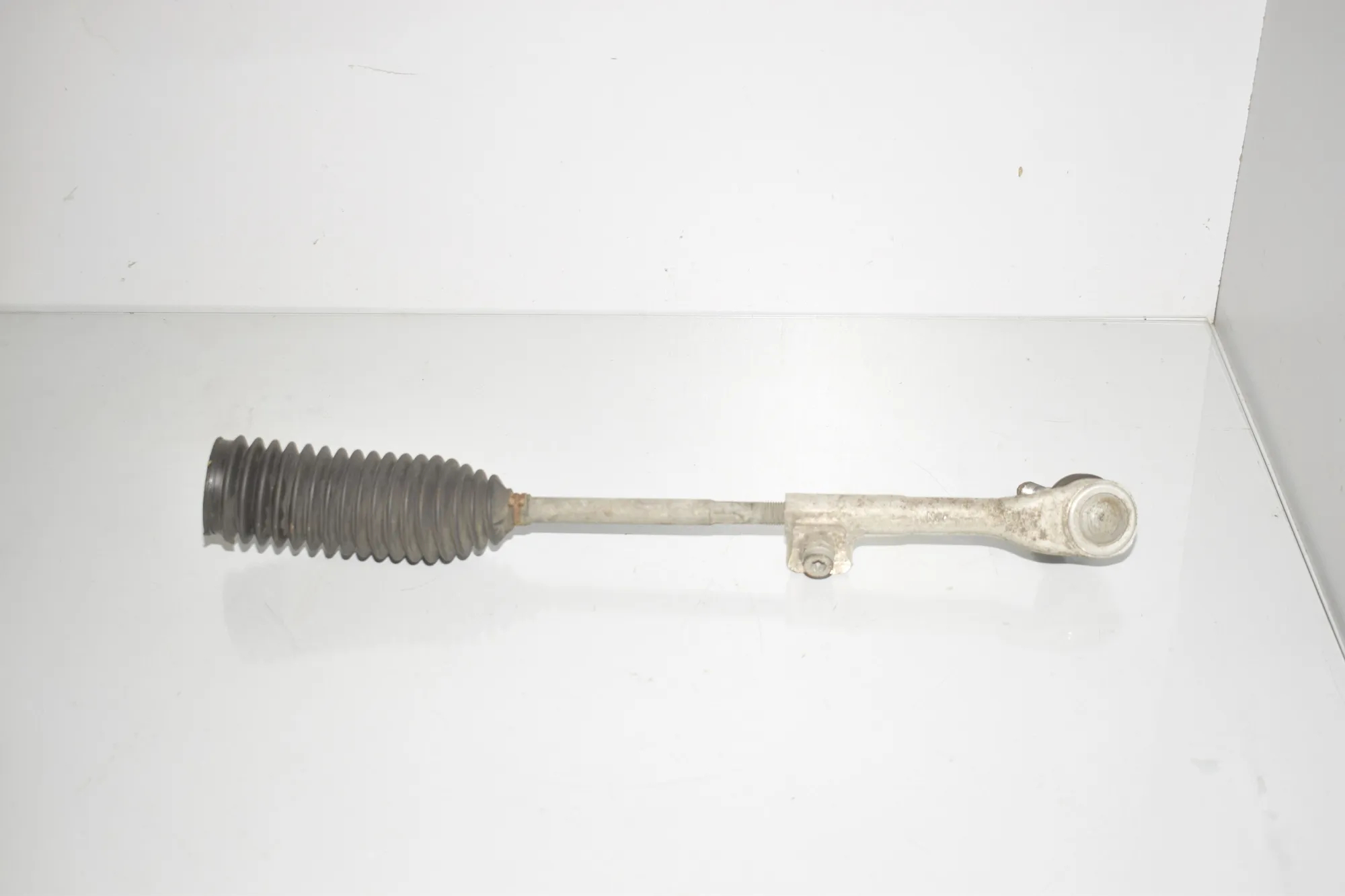 Right Side Steering Tie Rod – OEM 6851410 · BMW i3 (I01) Electric 2019