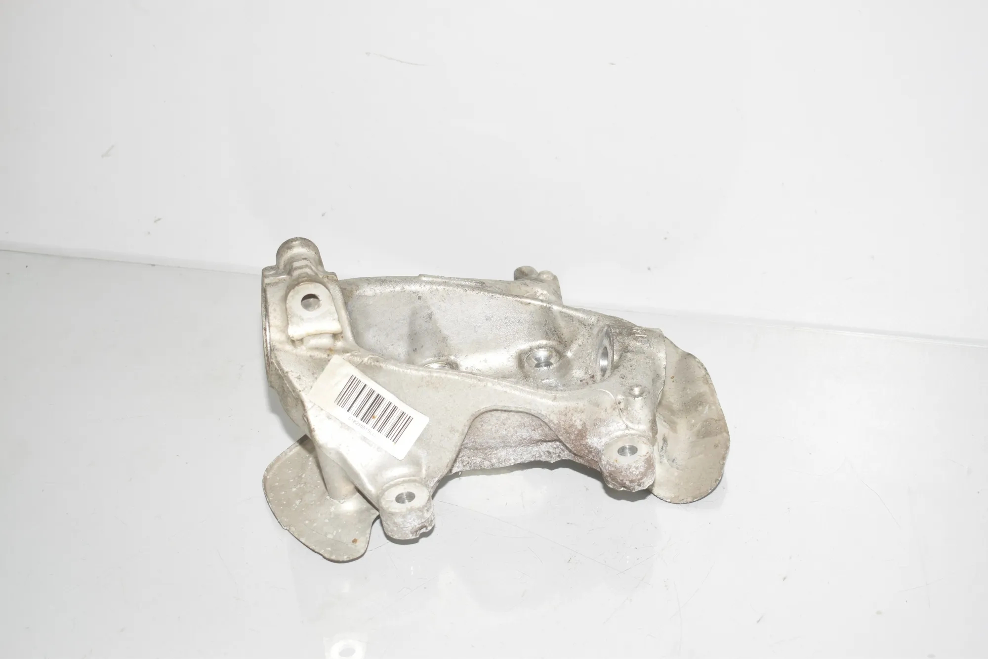 Front Left Wheel Hub – OEM 6852159 · BMW i3 (I01) Electric 2019 – 2