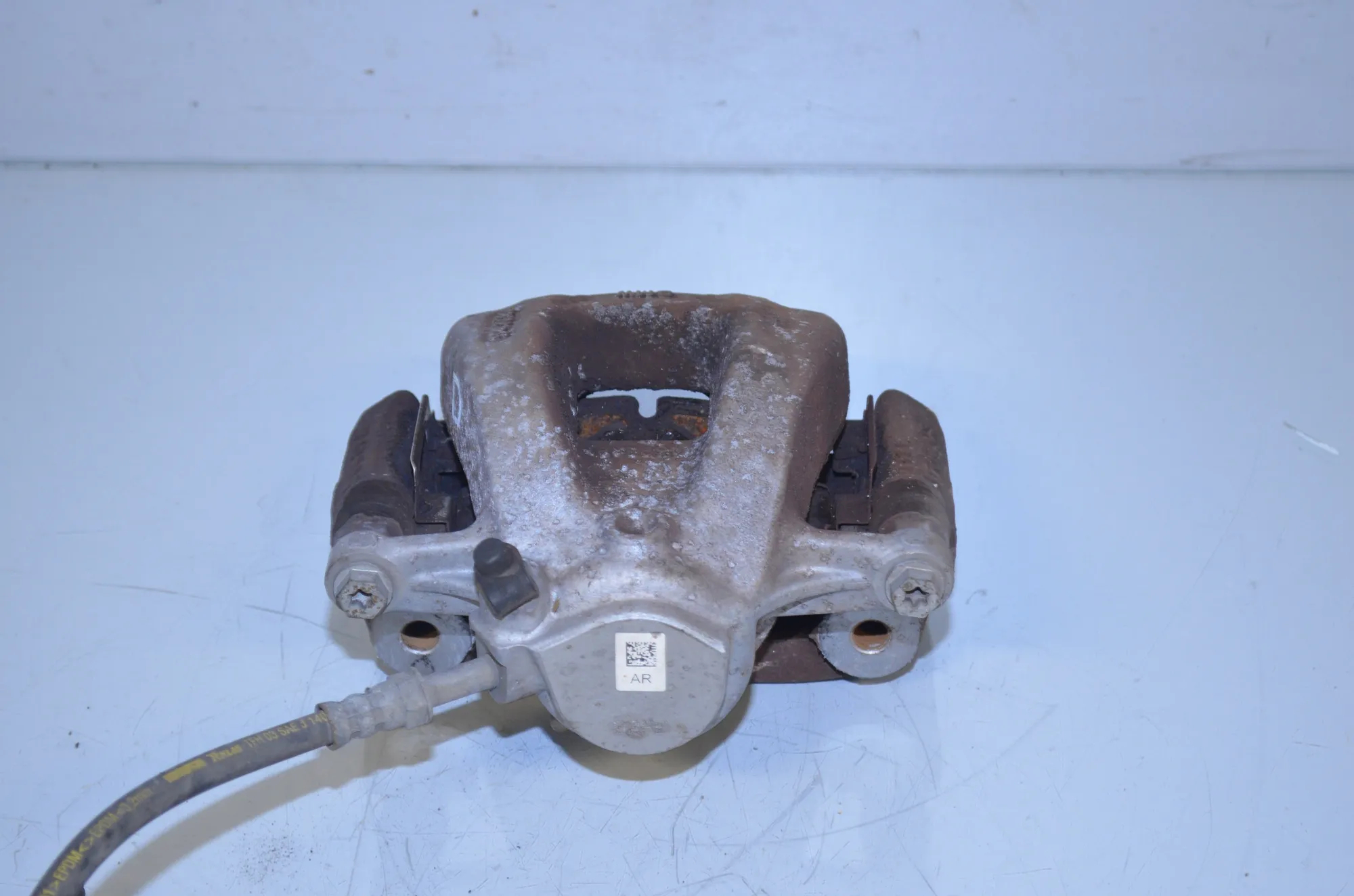 Front Right Brake Caliper – OEM 6860270 · BMW i3 (I01) Electric 2019 – 2