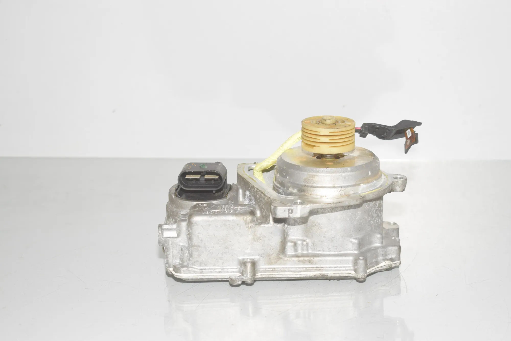 Steering Rack Motor – OEM 38019600 · BMW i3 (I01) Electric 2019 – 3