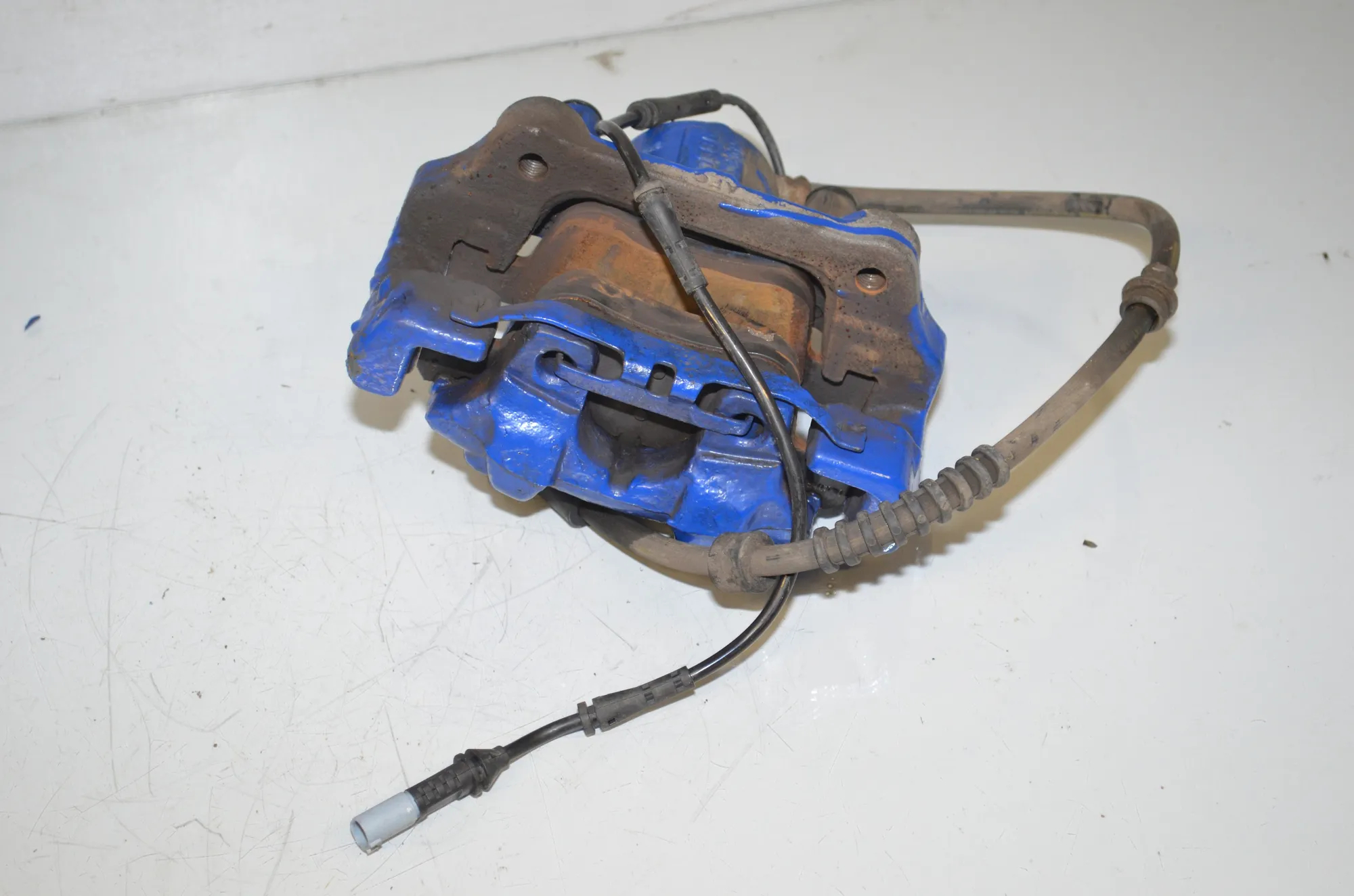Front Left Brake Caliper – OEM 6850649 · BMW 3 Touring (F31) 318 d 2016 – 3