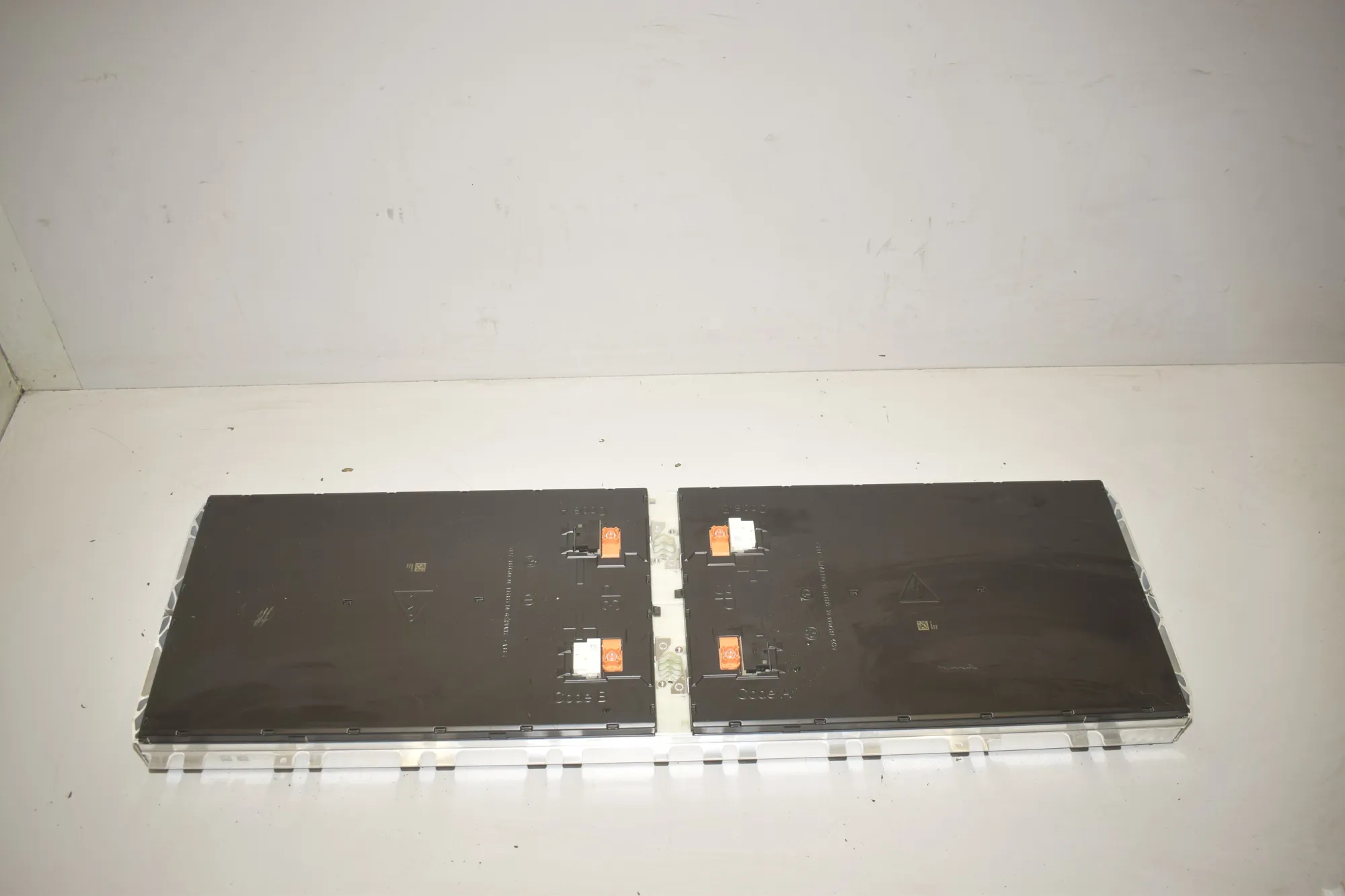 Battery – OEM 8854600 · BMW i4 (G26) (2022 - -) eDrive35 2023 – 4