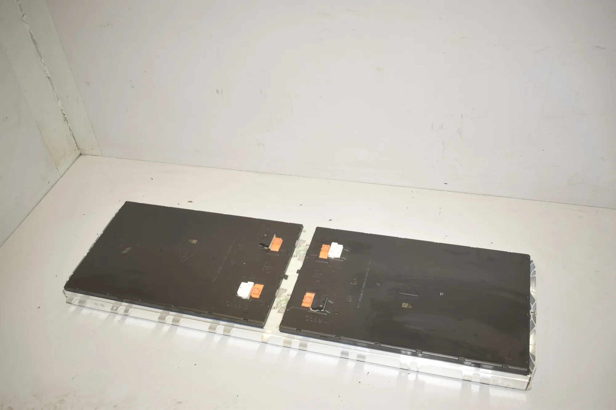 Battery – OEM 8854600 · BMW i4 (G26) (2022 - -) eDrive35 2023 – 2