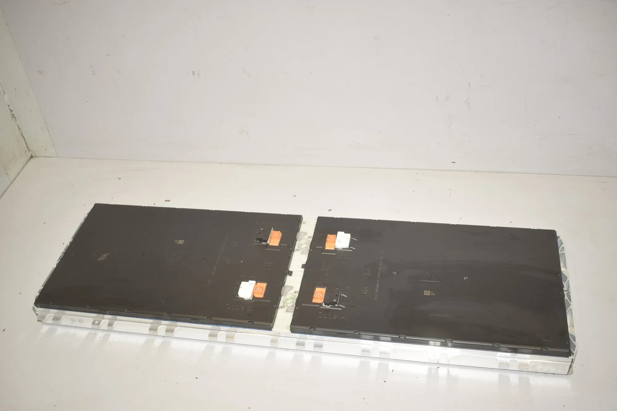 Battery – OEM 8854600 · BMW i4 (G26) BMW i4 (G26) eDrive35 2023 – 5