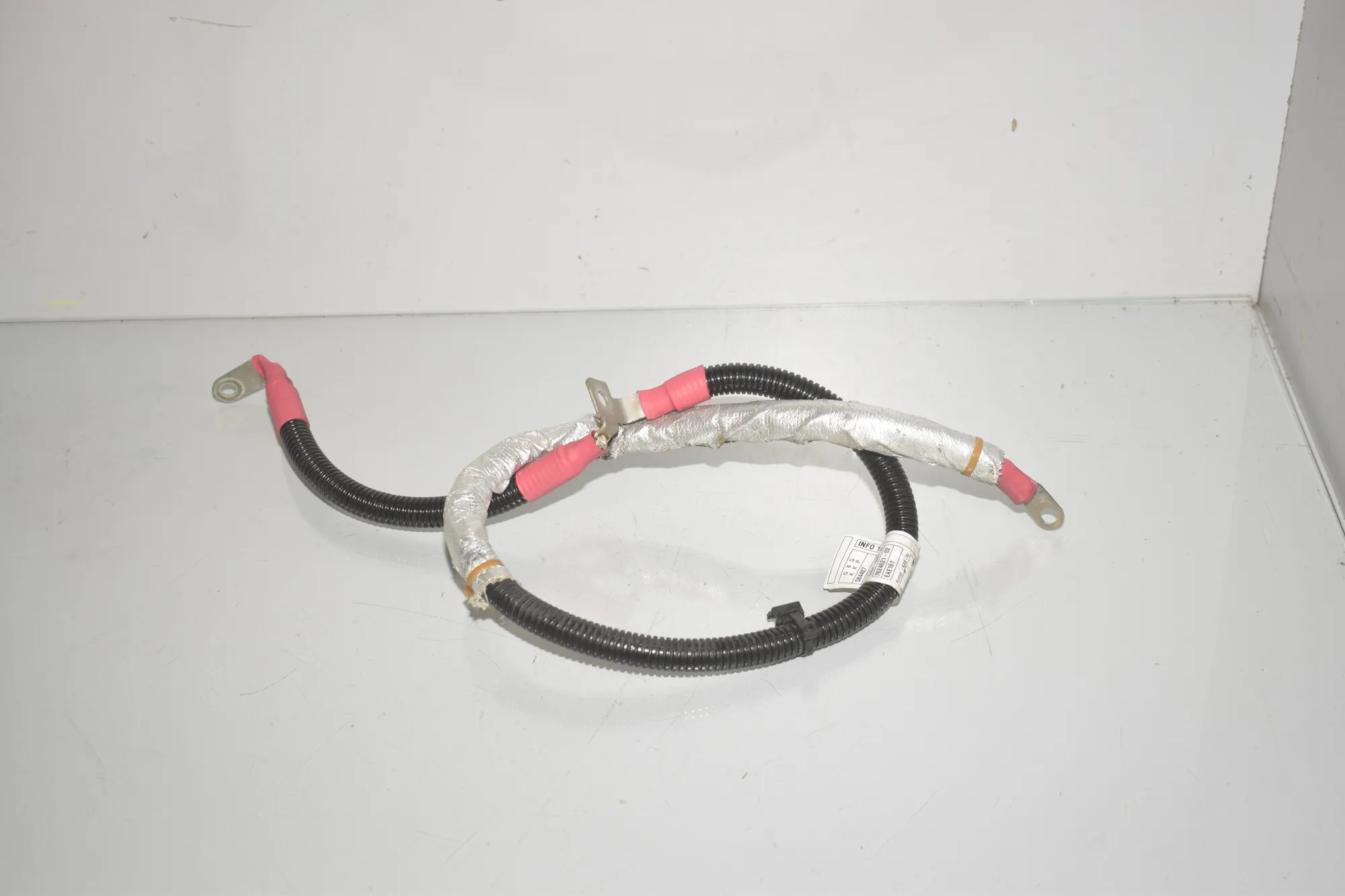 Positive Battery Cable – OEM 7624622 · BMW X1 (E84) sDrive 20 i 2012
