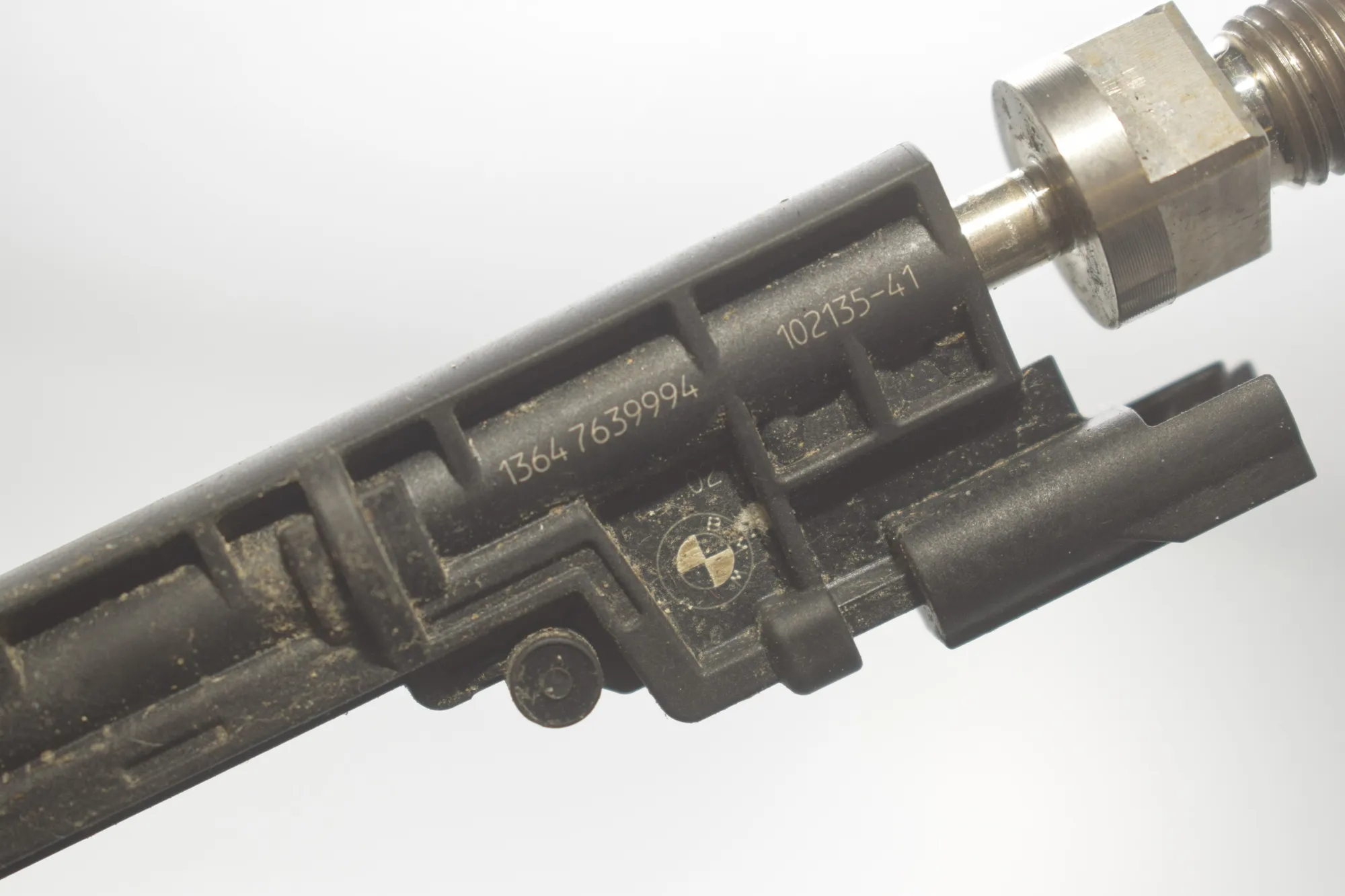 Fuel Injector – OEM 7639994 · BMW X1 (E84) sDrive 20 i 2012 – 4