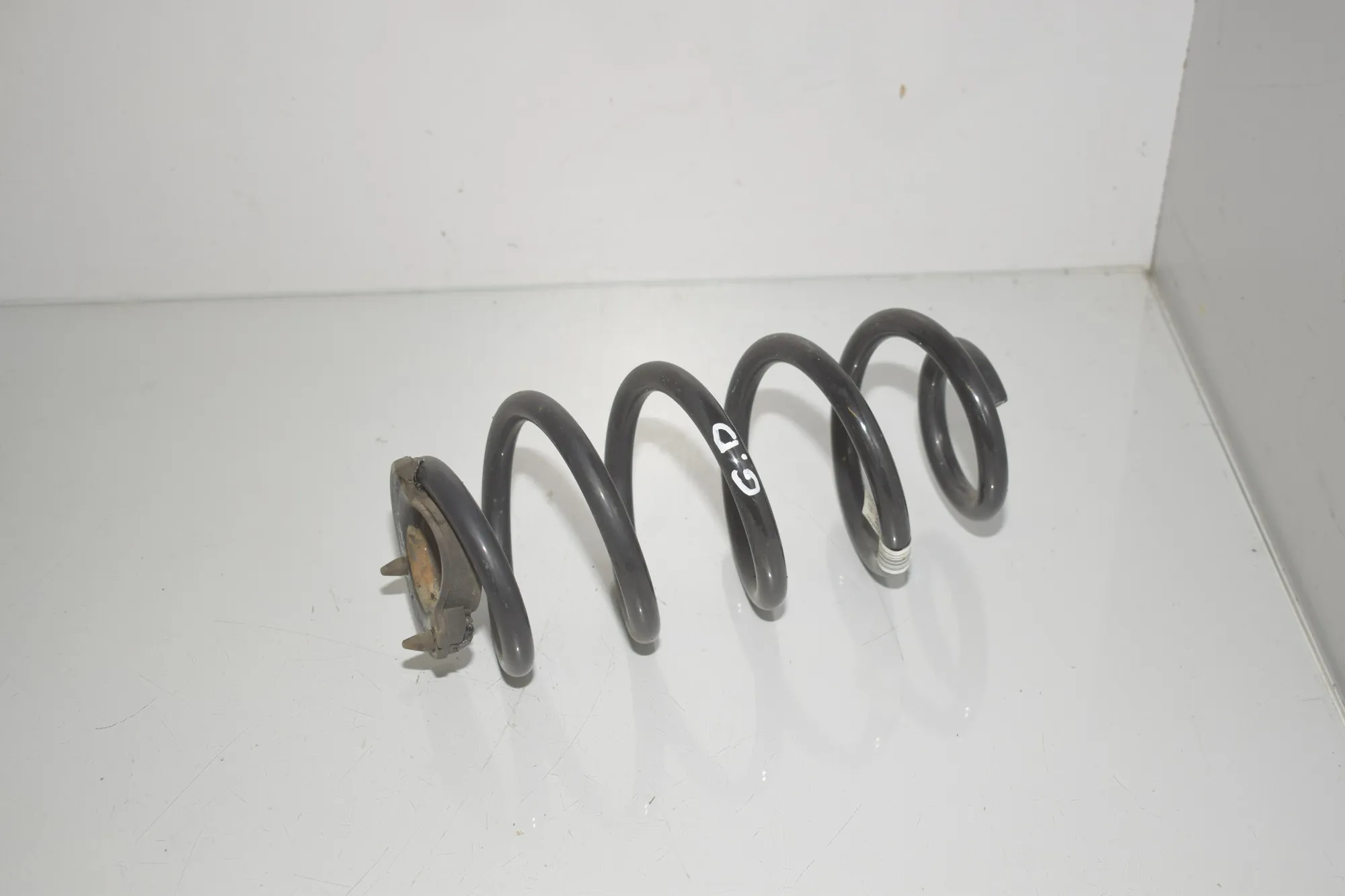 Rear Right Coil Spring – OEM 6872297 · BMW X1 (F48) xDrive 18 d 2017 – 3