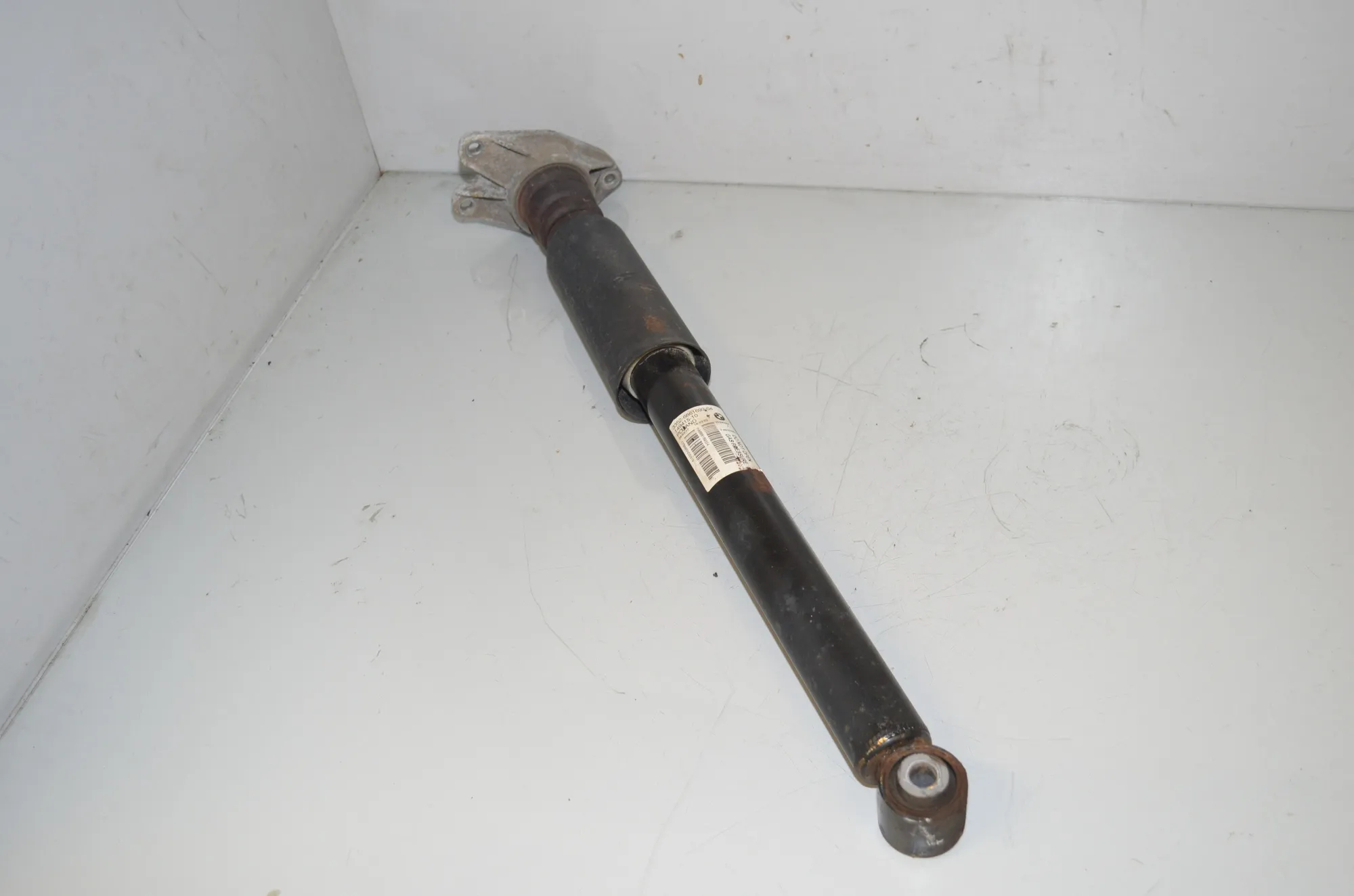 Rear Right Shock Absorber – OEM 6861693 · BMW X1 (F48) xDrive 18 d 2017 – 3