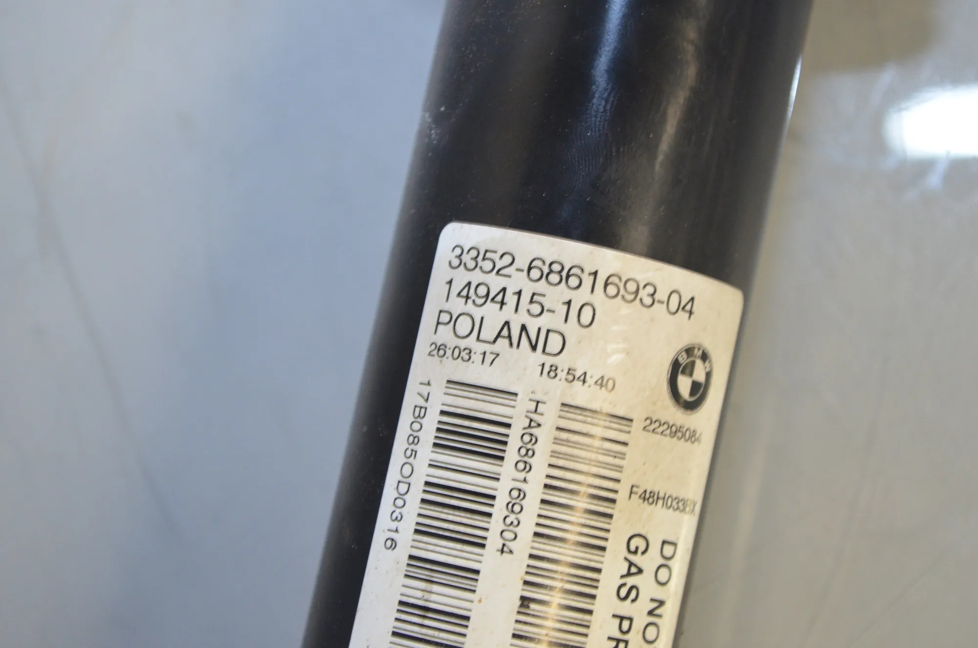 Rear Left Shock Absorber – OEM 6861693 · BMW X1 (F48) xDrive 18 d 2017 – 4