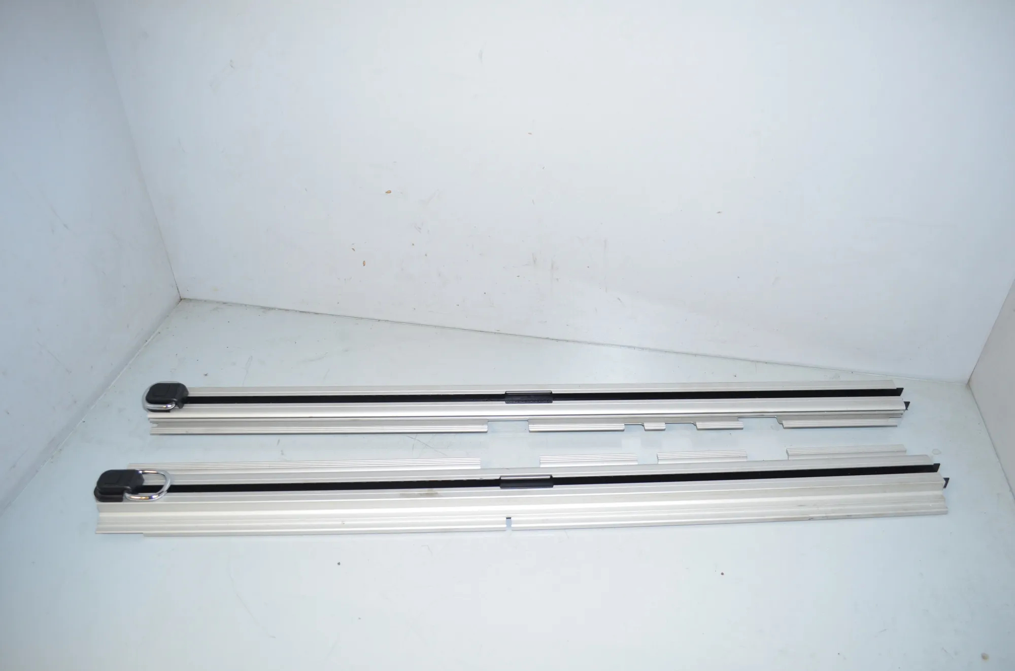 Other Boot Trunk Parts – OEM 7228709 · BMW 5 Touring (F11) 535 d 2013