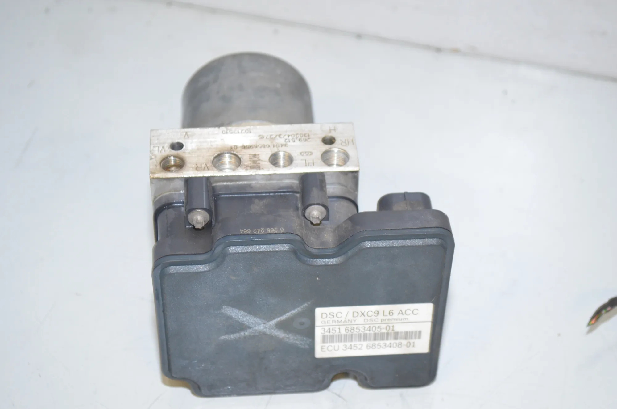 Distance Radar Sensor – OEM 9220065 · BMW 5 Touring (F11) 535 d 2013 – 10