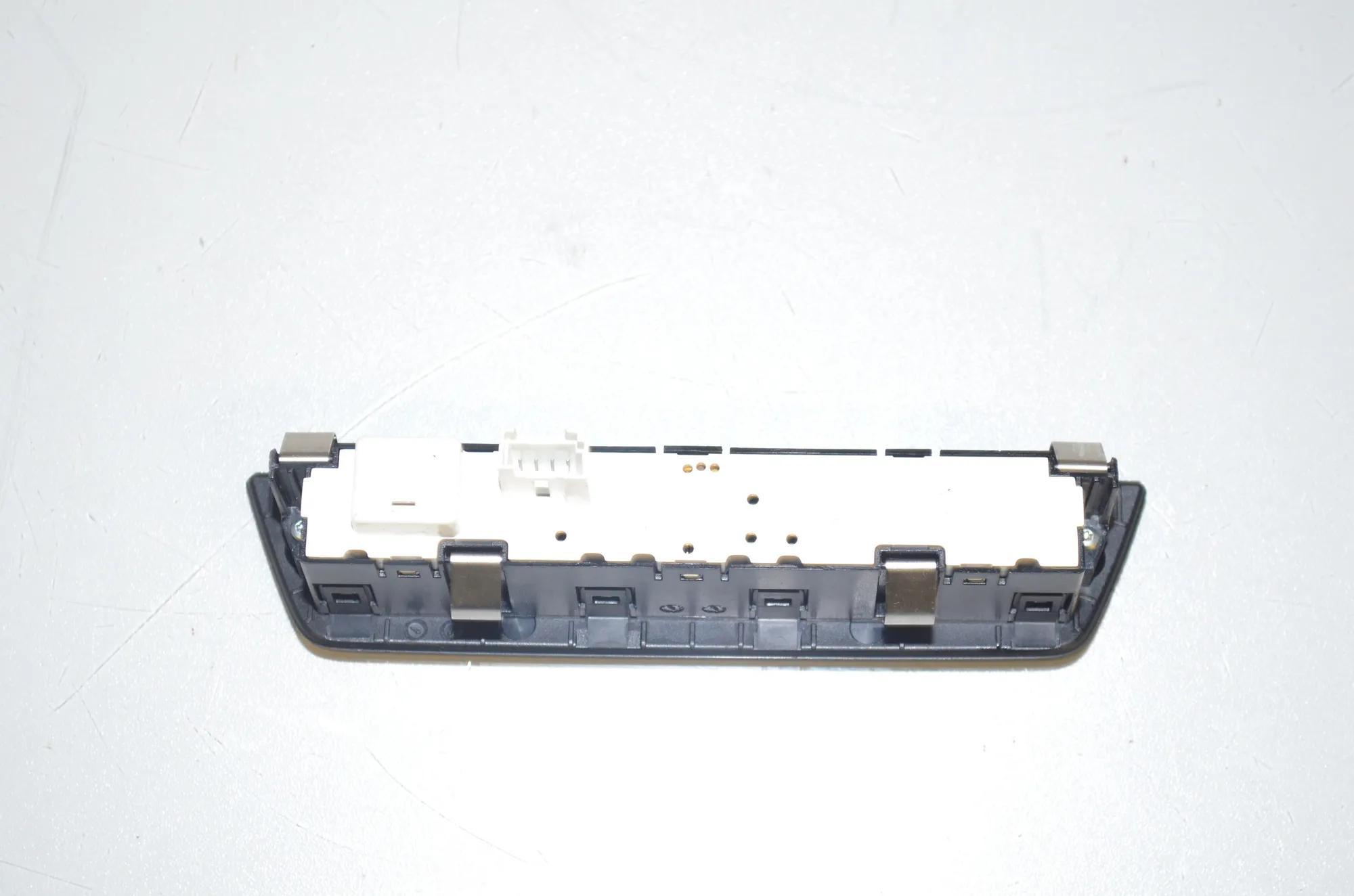 Distance Radar Sensor – OEM 9220065 · BMW 5 Touring (F11) 535 d 2013 – 3