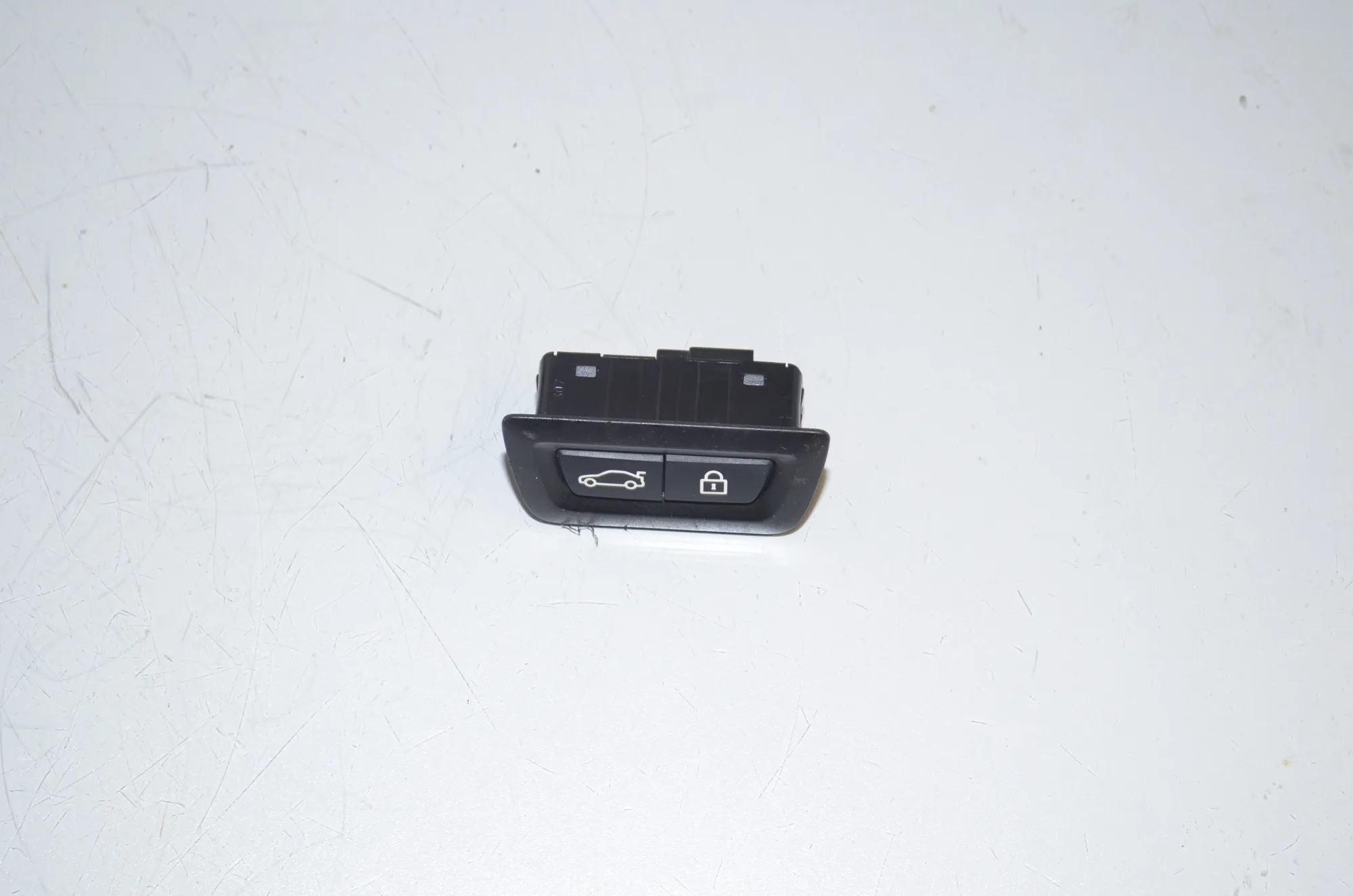 Other Control Units – OEM 9275121 · BMW 5 Touring (F11) 535 d 2013 – 5